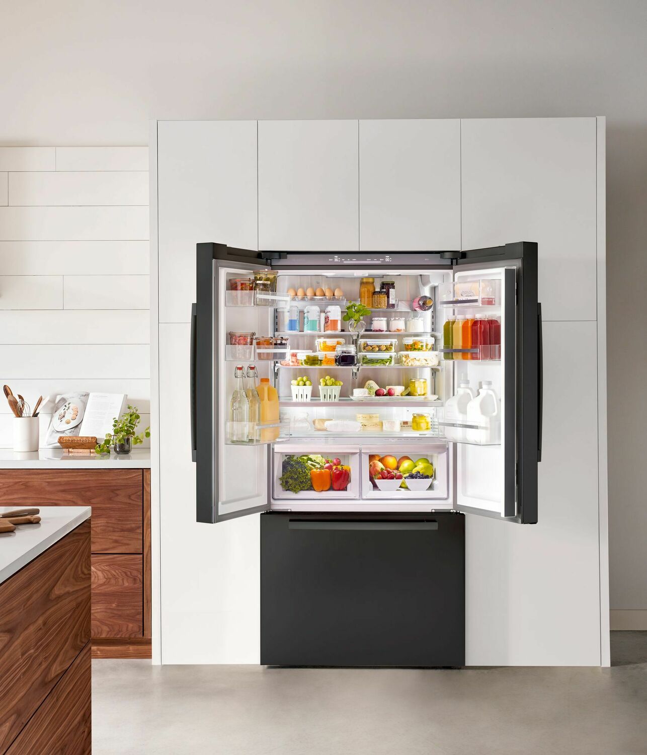 Bosch B36CT80SNB 36-Inch 800 Series French Door Bottom Freezer Refrigerator in Black Stainless Steel - Perfect for Modern Kitchens, Large Families & Entertaining Guests