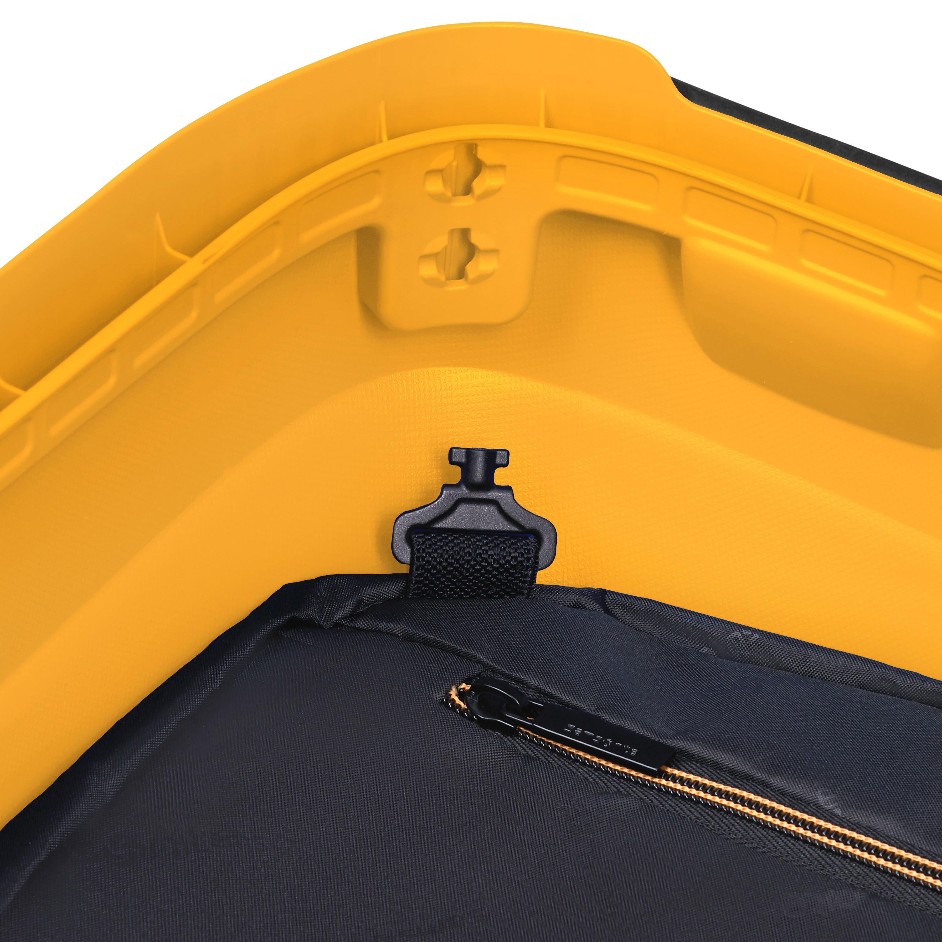 Samsonite Essens Spinner Medium Luggage - 28