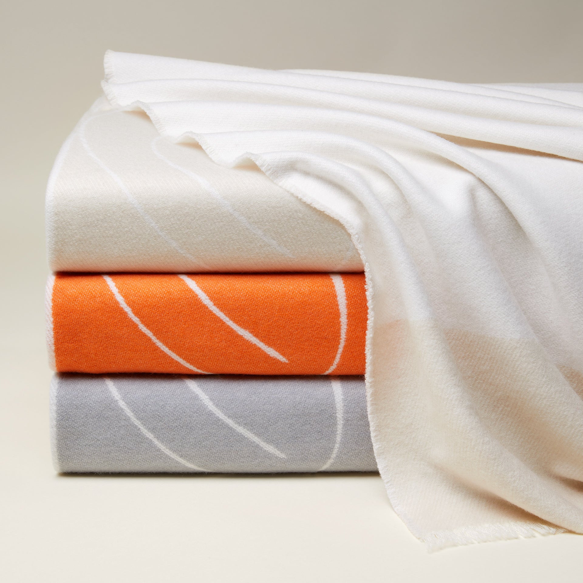 Decorative Throw Blanket - Soft & Cozy Knit Accent for Couch, Bed, or Sofa - Perfect for Home Decor, Gifts, and Relaxation