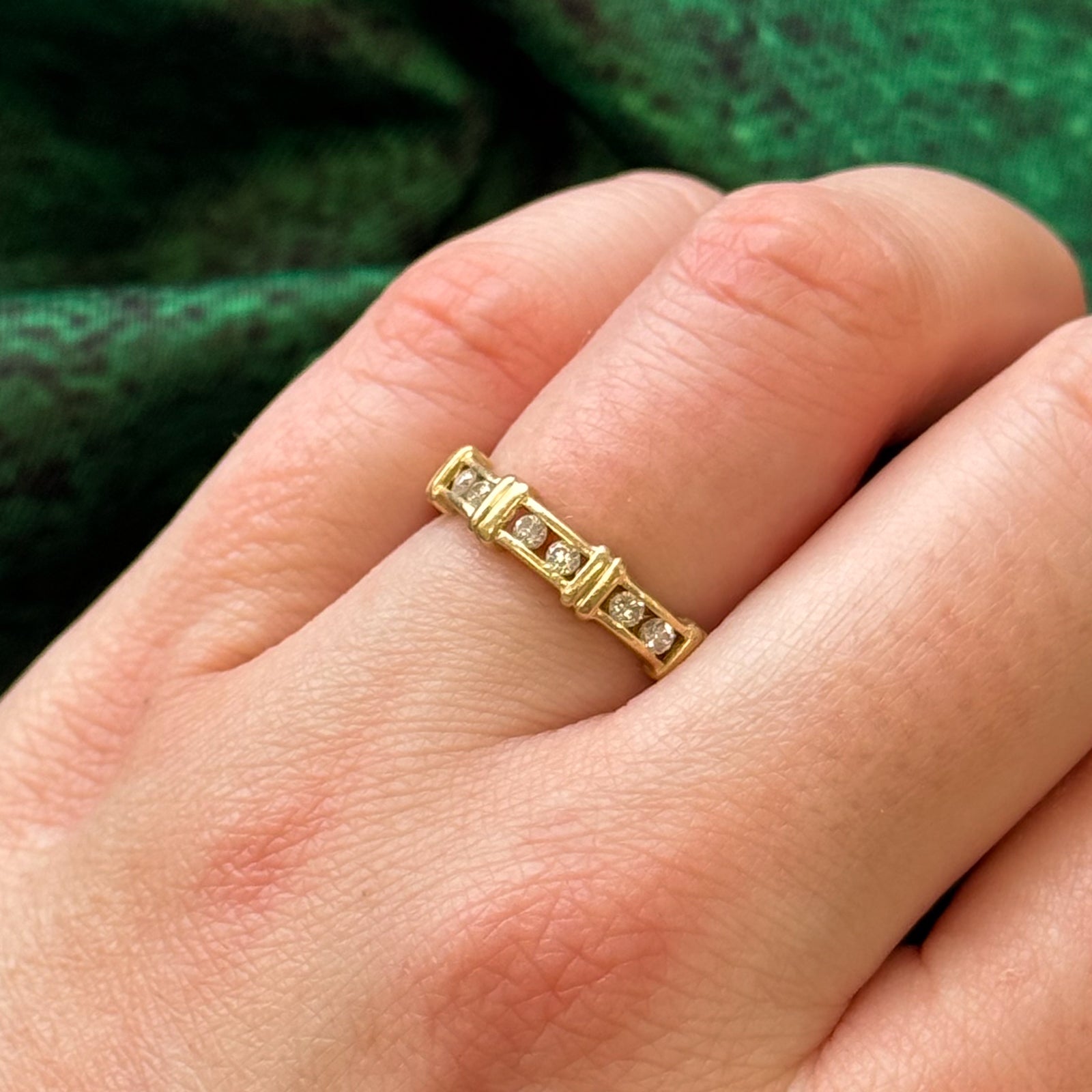 0.15ctw Six Stone Diamond Ring - Size 7 | Elegant Wedding Band, Anniversary Gift, Promise Ring for Women | Perfect for Engagement, Proposal & Special Occasions