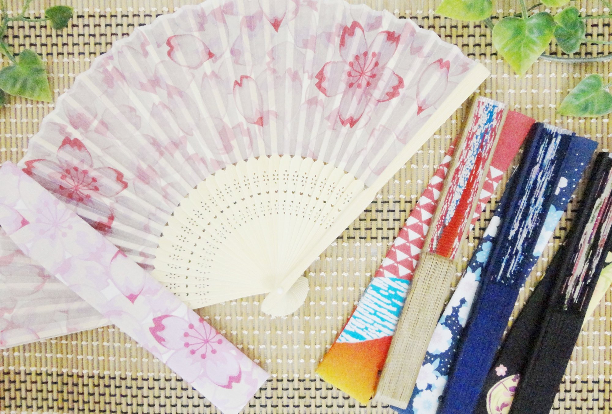 Japanese Cherry Blossom Silk Folding Fan - Handmade Traditional Sensu Fan for Women, Wedding, Tea Ceremony & Home Decor - Elegant Asian Style Cooling Fan for Summer, Gifts, and Cultural Events