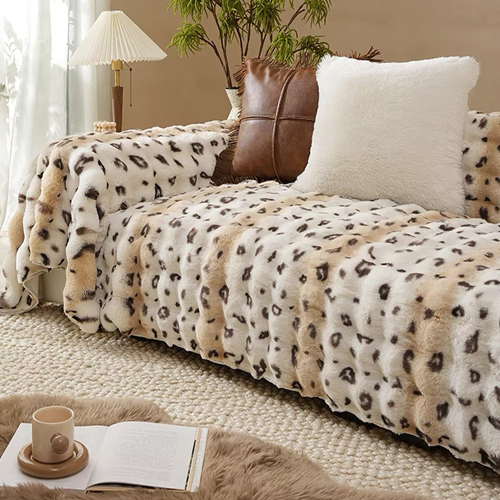 Luxury Leopard Print Faux Fur Sofa Cover - Soft Warm Couch Protector for Winter, Home Decor & Pet-Friendly Furniture Protection - Perfect for Living Room, Bedroom, and Cozy Home Styling