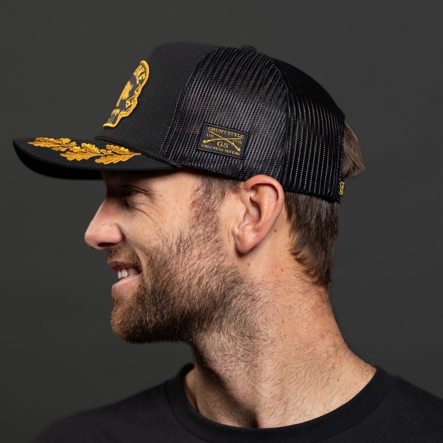 Smoke That Mesh Hat - Breathable Adjustable Baseball Cap for Outdoor Activities, Hiking, and Casual Wear