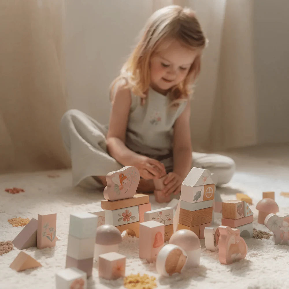 Fairy Garden Wooden Building Blocks Set - Creative Kids Educational Toys for Imaginative Play & Learning - Perfect for Indoor & Outdoor Playtime