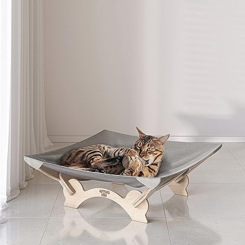 Soft Gray & Natural wood