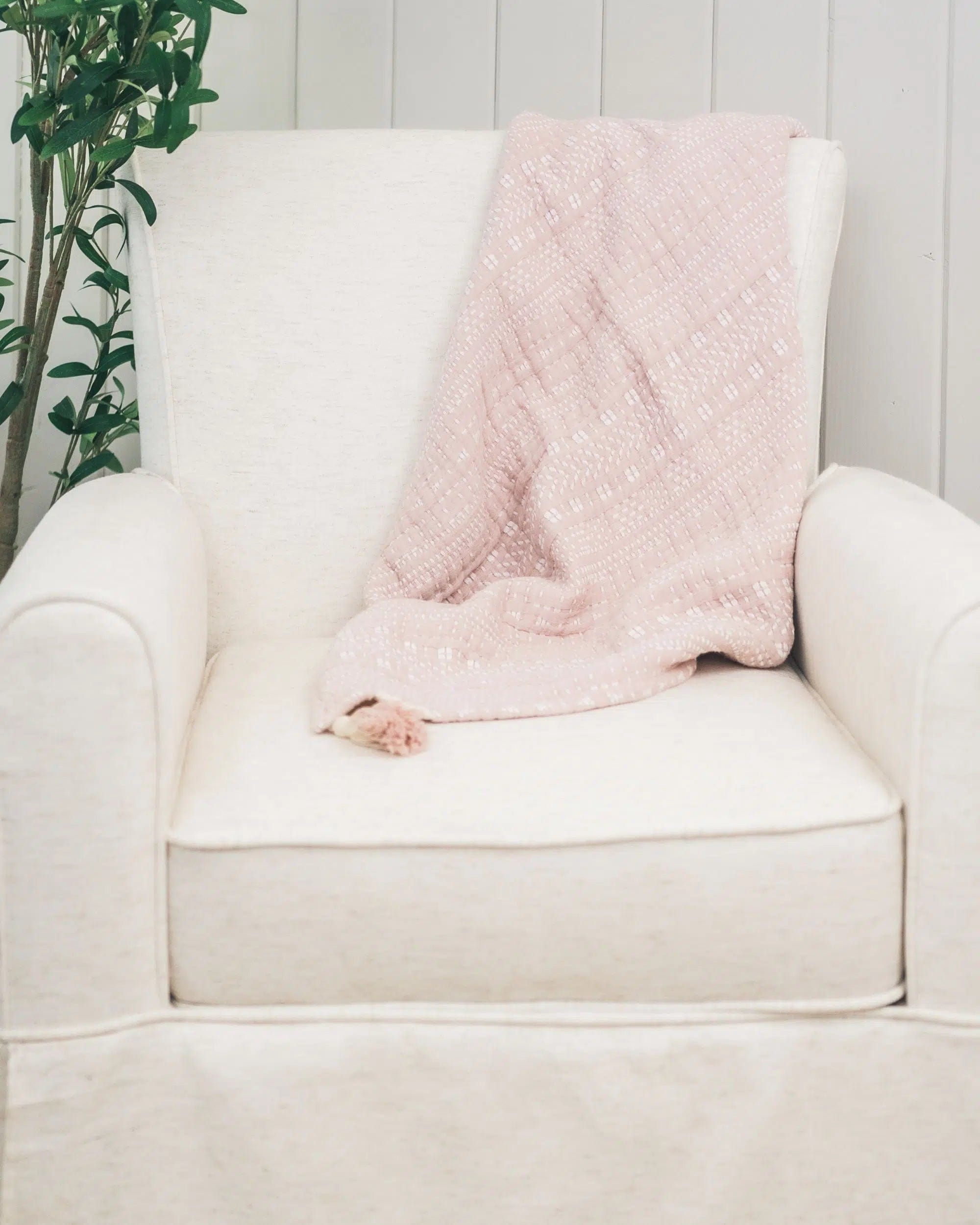 Luxury Jacquard Blanket - Soft & Warm Crane Design Throw - Perfect for Bed, Sofa & Gift Giving