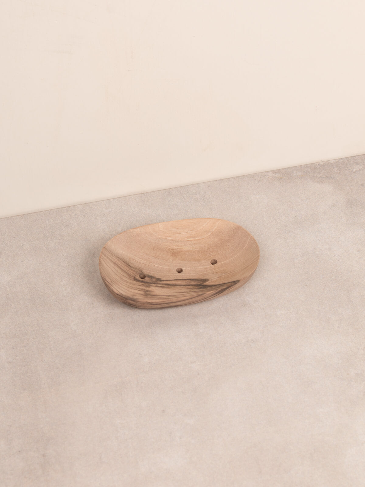 Natural Walnut Wood Soap Dish with 3 Holes - Handmade Bathroom Organizer for Bar Soap - Perfect for Showers, Sinks, and Spa Decor