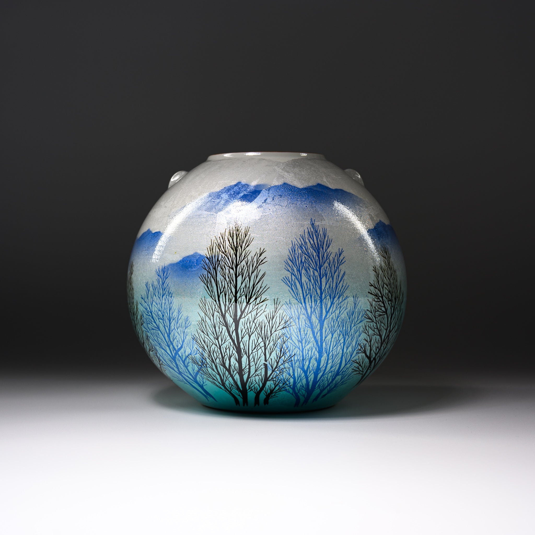 Kutani Ware Vase with Wooden Box - Winter Morning Design | Japanese Ceramic Flower Vase for Home Decor, Wedding Gift & Table Centerpiece