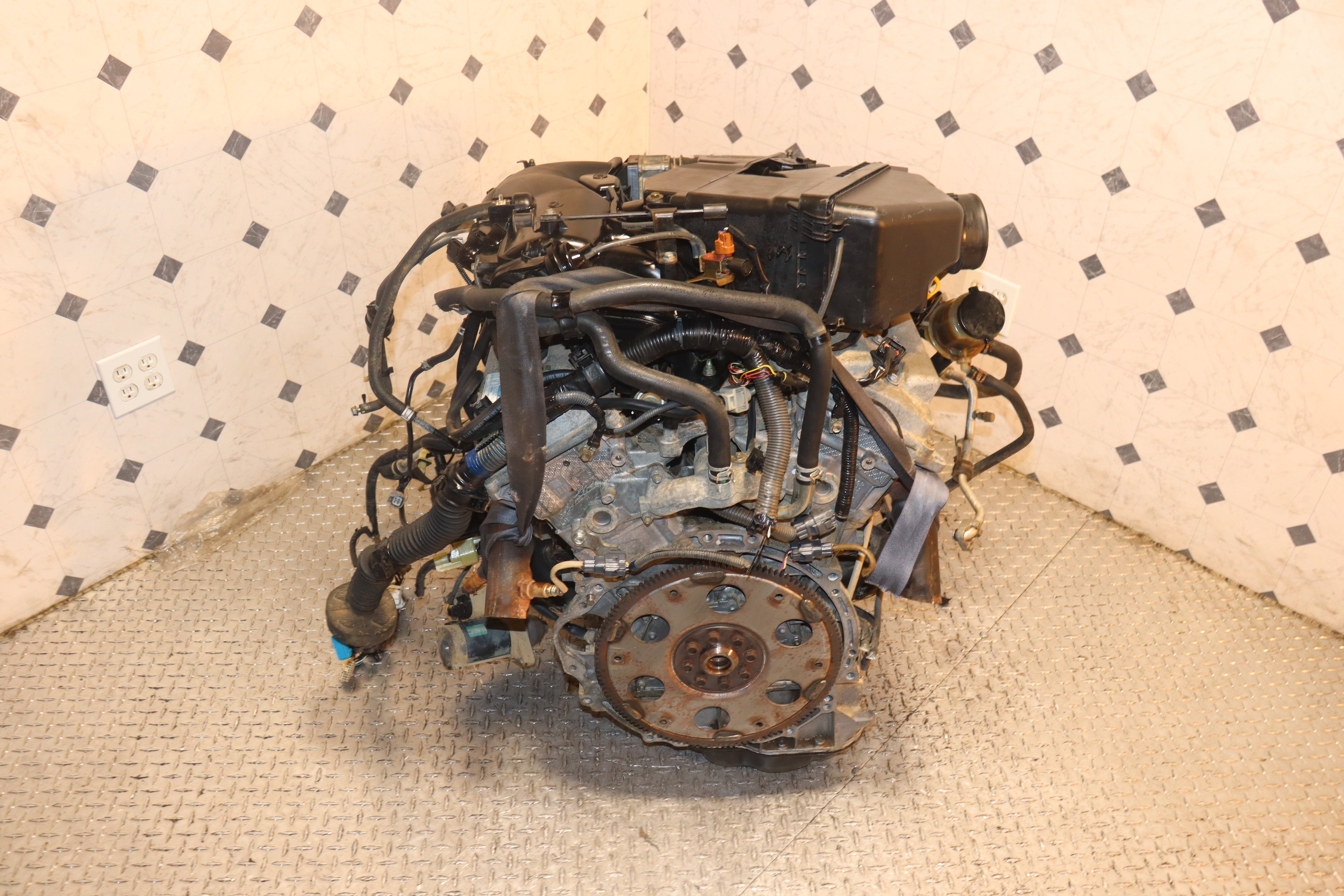 JDM 1GR-FE 4.0L Engine for 05-15 Toyota Tacoma, 05-10 Tundra, 07-09 FJ Cruiser & 02-09 4Runner - High Performance Replacement Engine for Off-Roading & Daily Driving