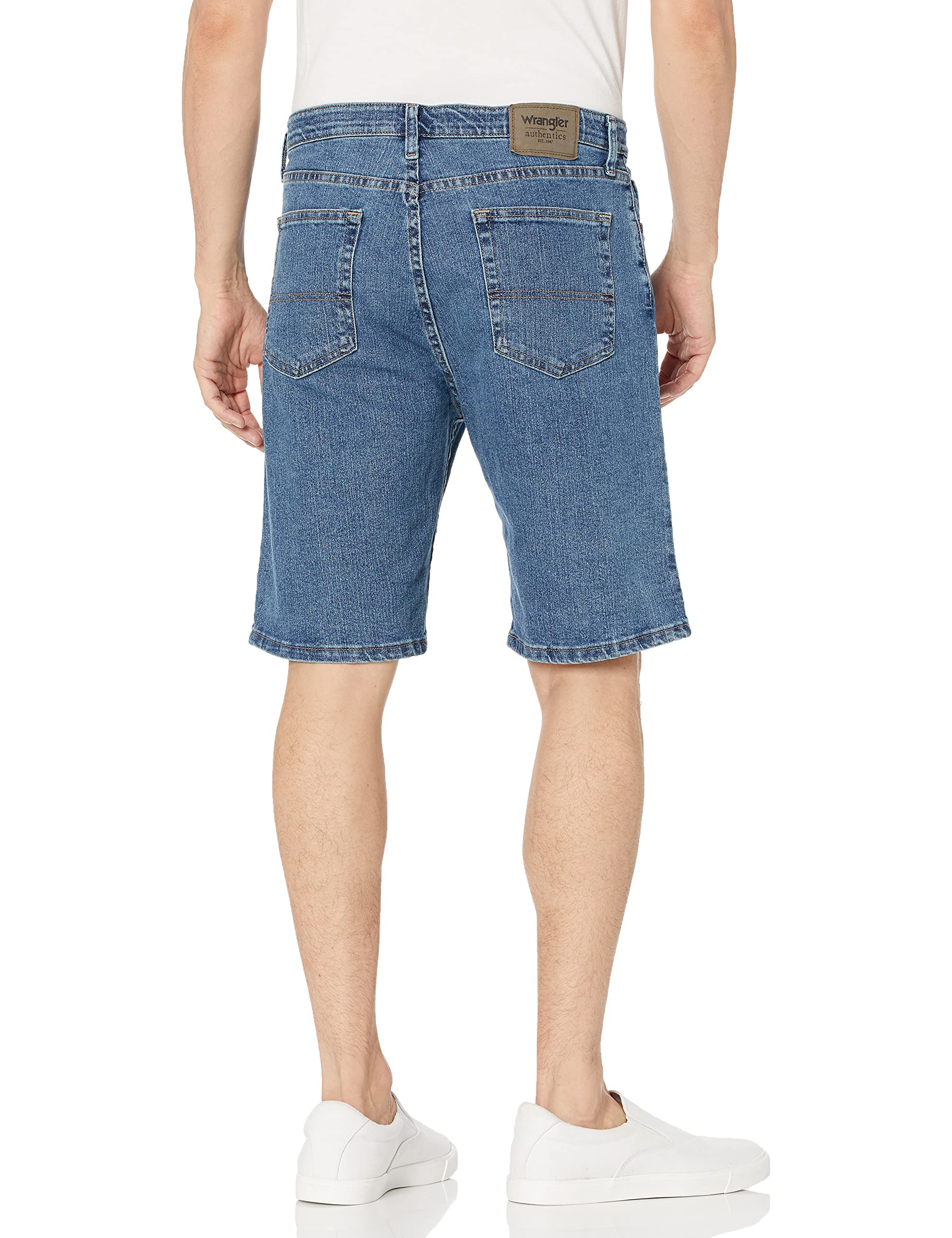 Wrangler Authentics Men's Comfort Flex Waistband Shorts - Stretchable & Breathable Casual Shorts for Outdoor Activities, Hiking, and Summer Wear