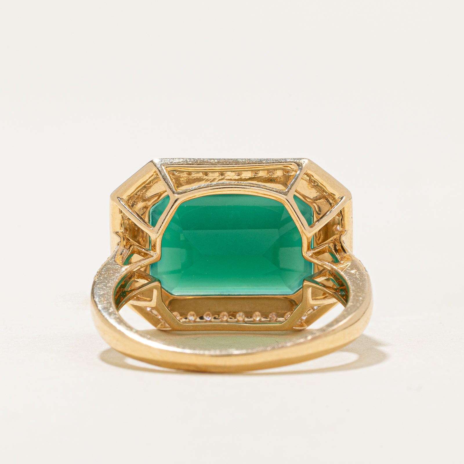 Effy Green Onyx & Diamond Halo Cocktail Ring - 5.00ct Oval Onyx with 0.31ctw Diamond Accents - Size 7.25 - Elegant Statement Jewelry for Parties, Weddings & Special Occasions