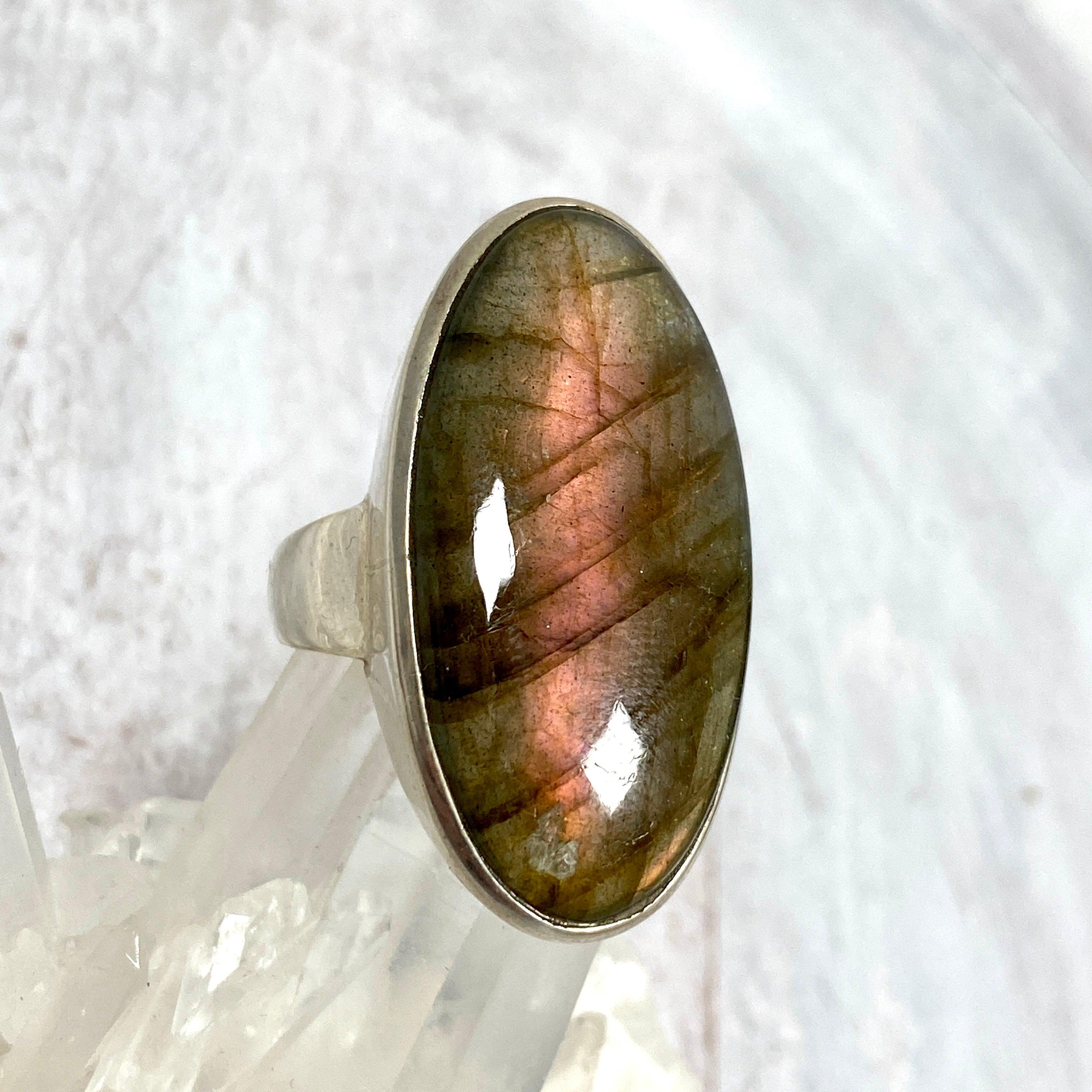 10K Gold Purple Labradorite Oval Ring for Women - Size 10 - Elegant Gemstone Jewelry for Everyday Wear & Special Occasions