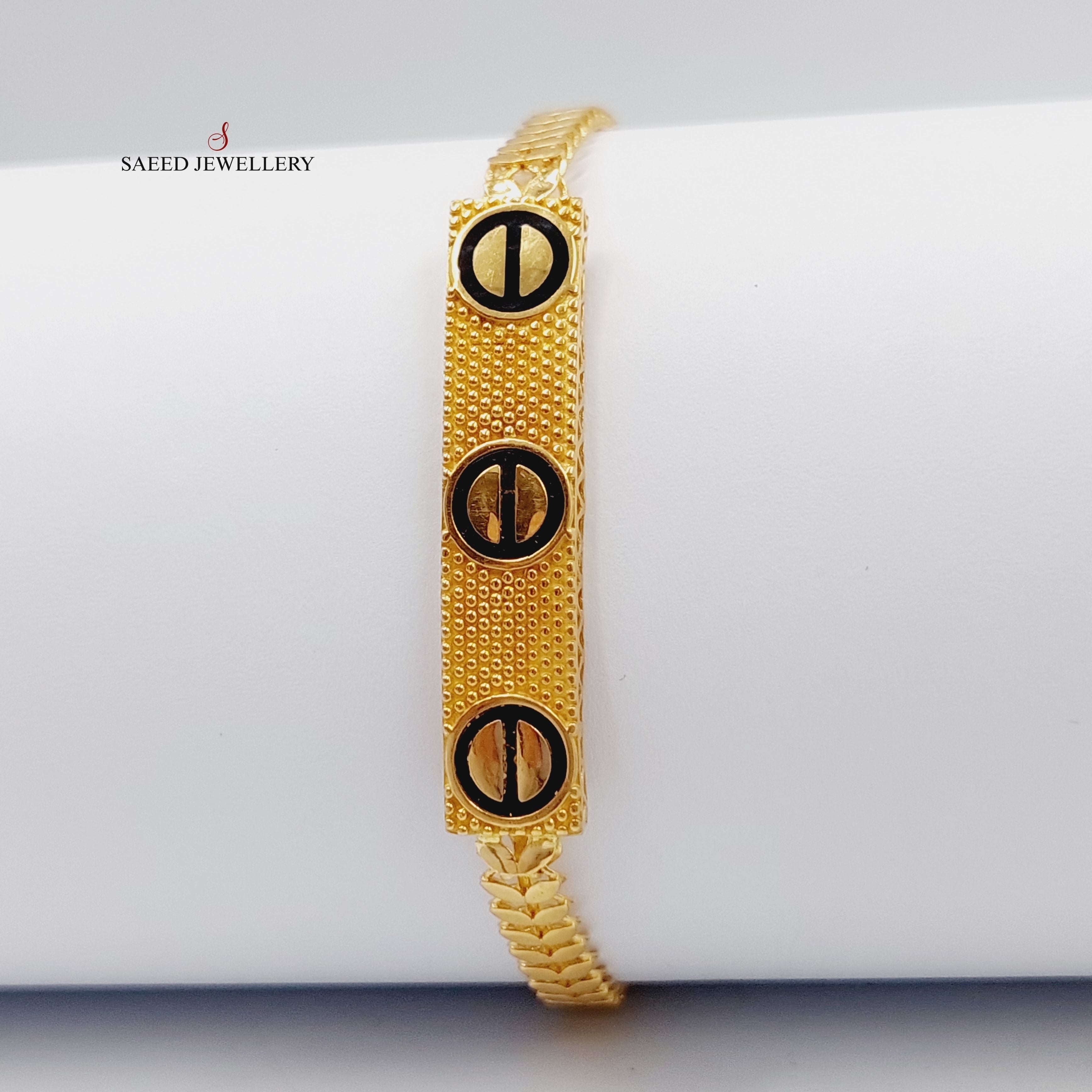 Stylish Enameled Bar Bracelet for Women - Trendy Fashion Jewelry Gift for Her - Perfect for Parties, Dating & Everyday Wear