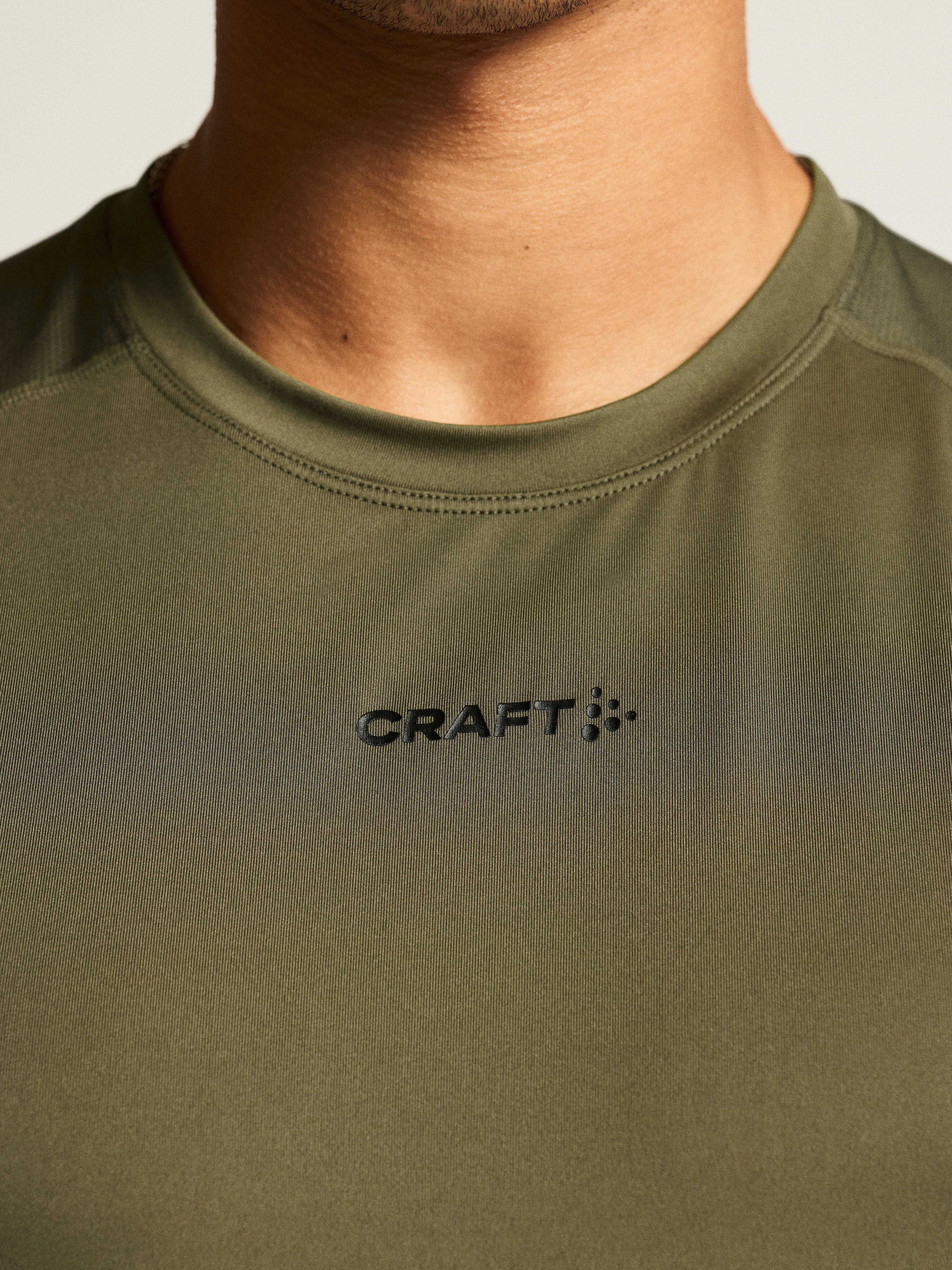 Men's ADV Essence Performance T-Shirt - Moisture Wicking & Breathable Activewear for Hiking, Gym & Outdoor Adventures