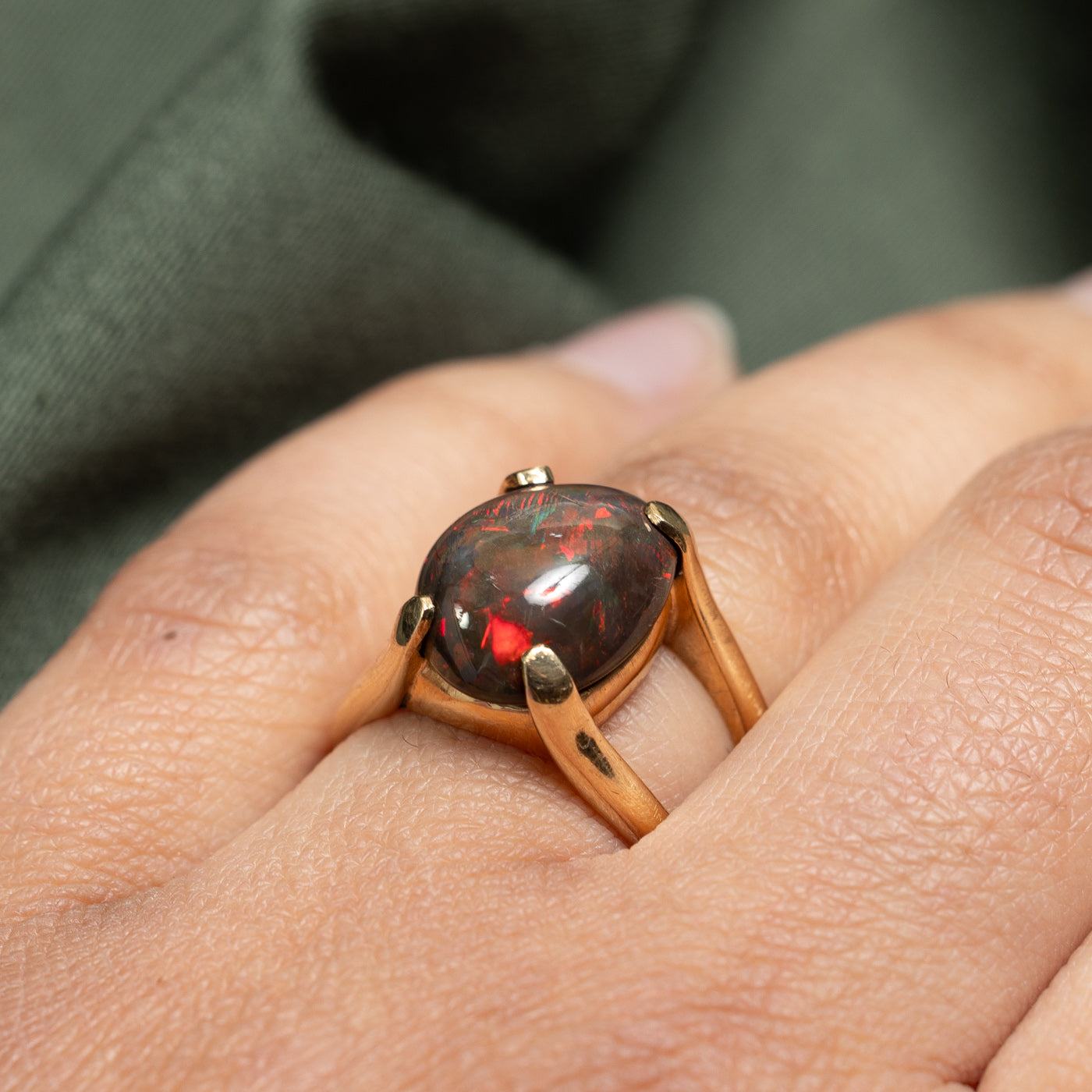 Boulder Opal Cocktail Ring for Women - 5.60 Carat Natural Gemstone Jewelry - Size 7 - Elegant Statement Ring for Evening Parties, Weddings & Special Occasions