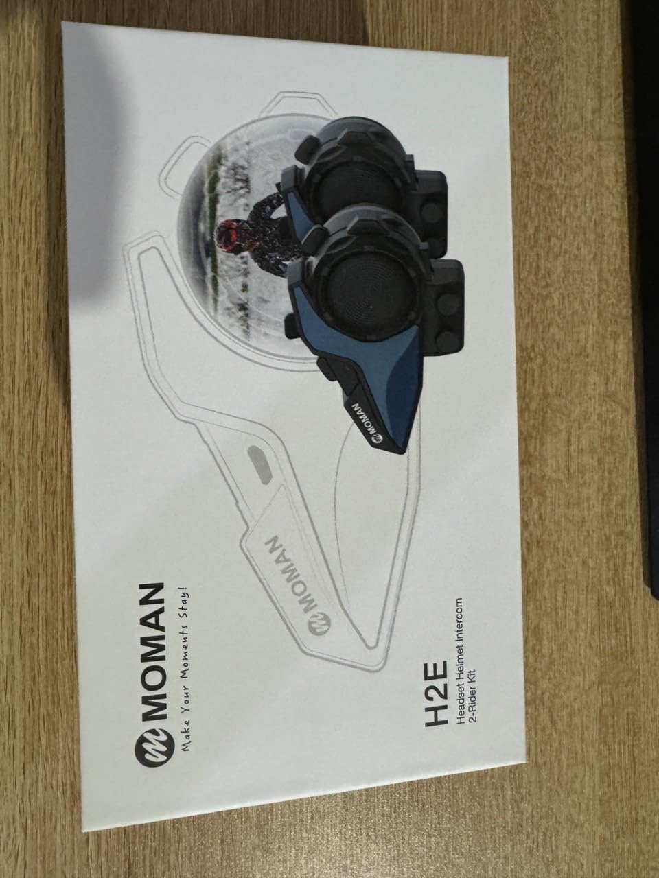 Moman Motorcycle Bluetooth Intercom Headset - Dual Chip H2E Eagle-Like Helmet Communication System for Audio Multitasking, HiFi Music Sharing, FM Radio & AI Voice Assistant (2 Pack) - Perfect for Group Riding, Touring & Adventure Motorcycling