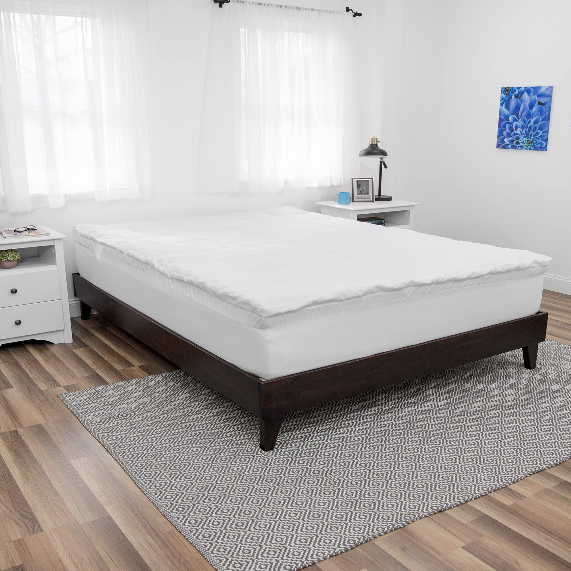 SlumberMax Hybrid 4-Inch Memory Foam & Lux Fiber Mattress Topper for Twin XL Bed - Cooling Comfort & Pressure Relief - Perfect for Guest Rooms, Dorms & Back Pain Relief (White)