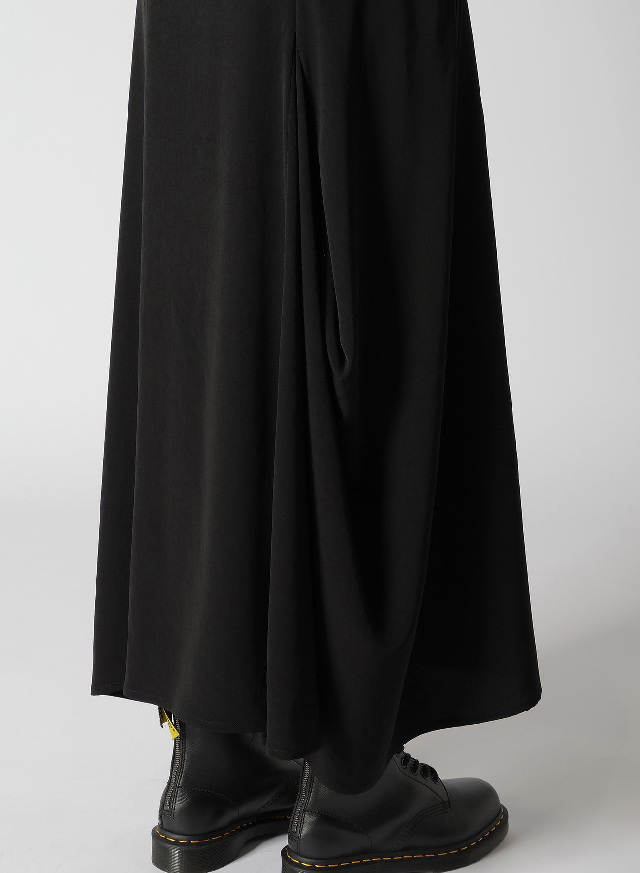 Crepe de Chine Panel Tuck Flared Skirt - Elegant Women's Midi Skirt for Office, Party & Casual Wear