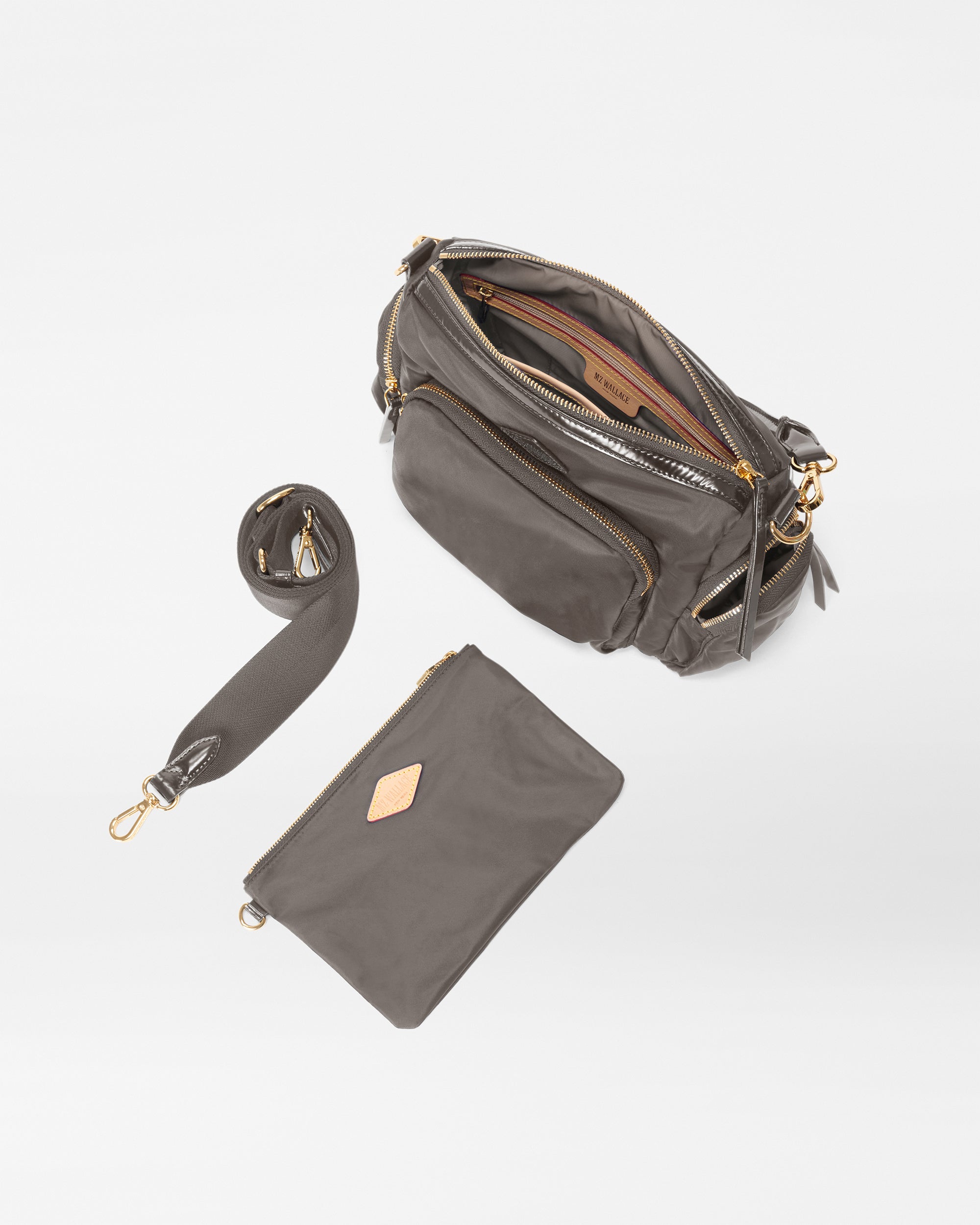 Small Chelsea Crossbody Bag with Magnetic Closure - Stylish & Secure Purse for Women - Perfect for Shopping, Travel & Everyday Use