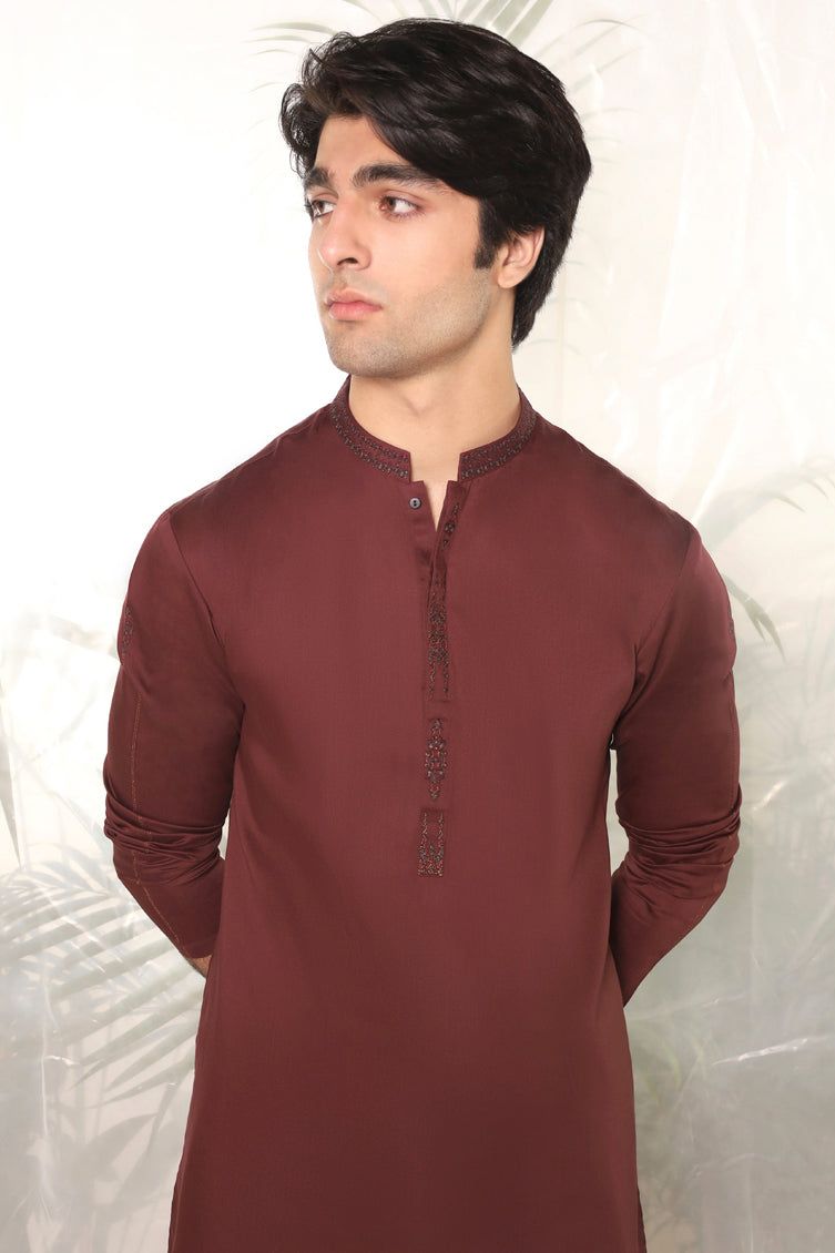 Elegant Blended Maroon Kameez Shalwar by J. Junaid Jamshed - Traditional Pakistani Outfit for Weddings & Festive Occasions