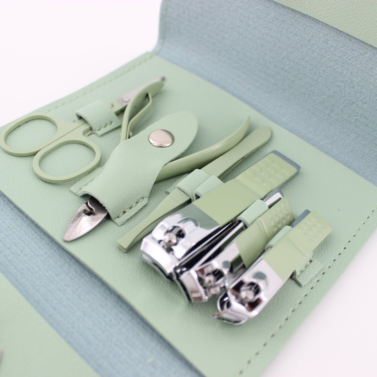 16-Piece Professional Manicure Set with Nail Clippers, Cuticle Tools & Travel Case - Complete Nail Care Kit for Home, Salon & Travel Grooming