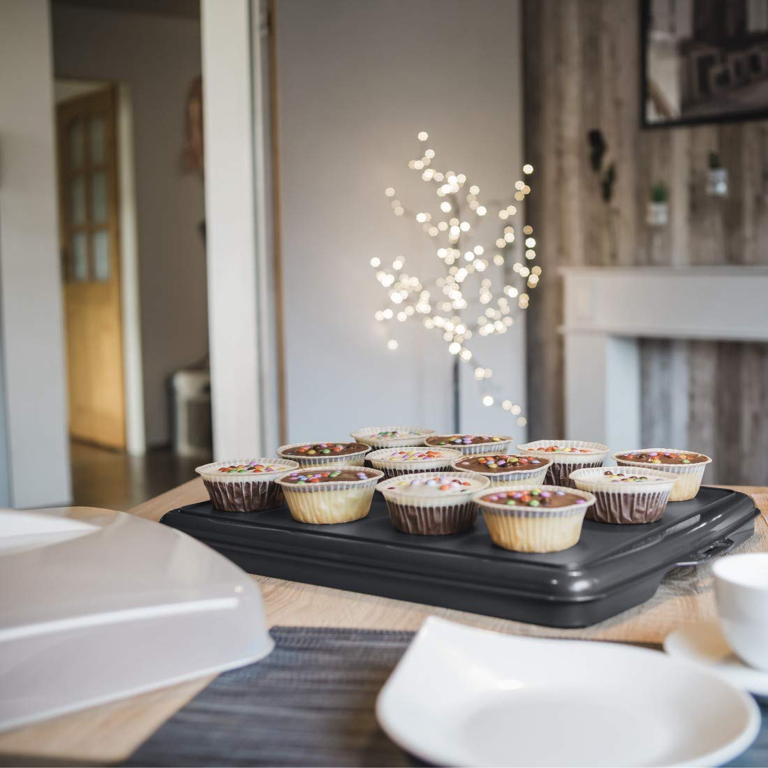 Stackable Tray Bake Box for Food Transport & Storage