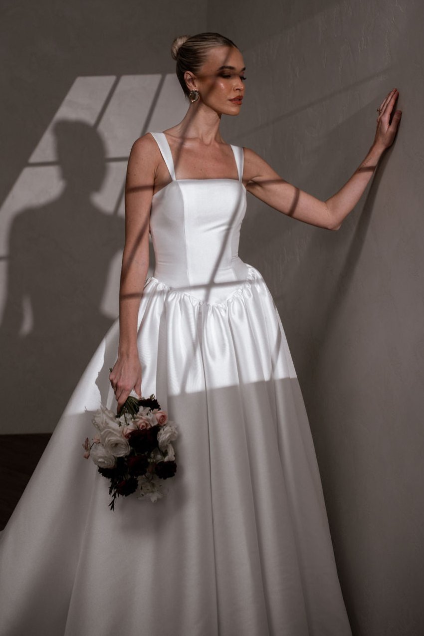 Raine - Stylish and Comfortable Women's Fashion Apparel for Casual Wear, Work, and Special Occasions