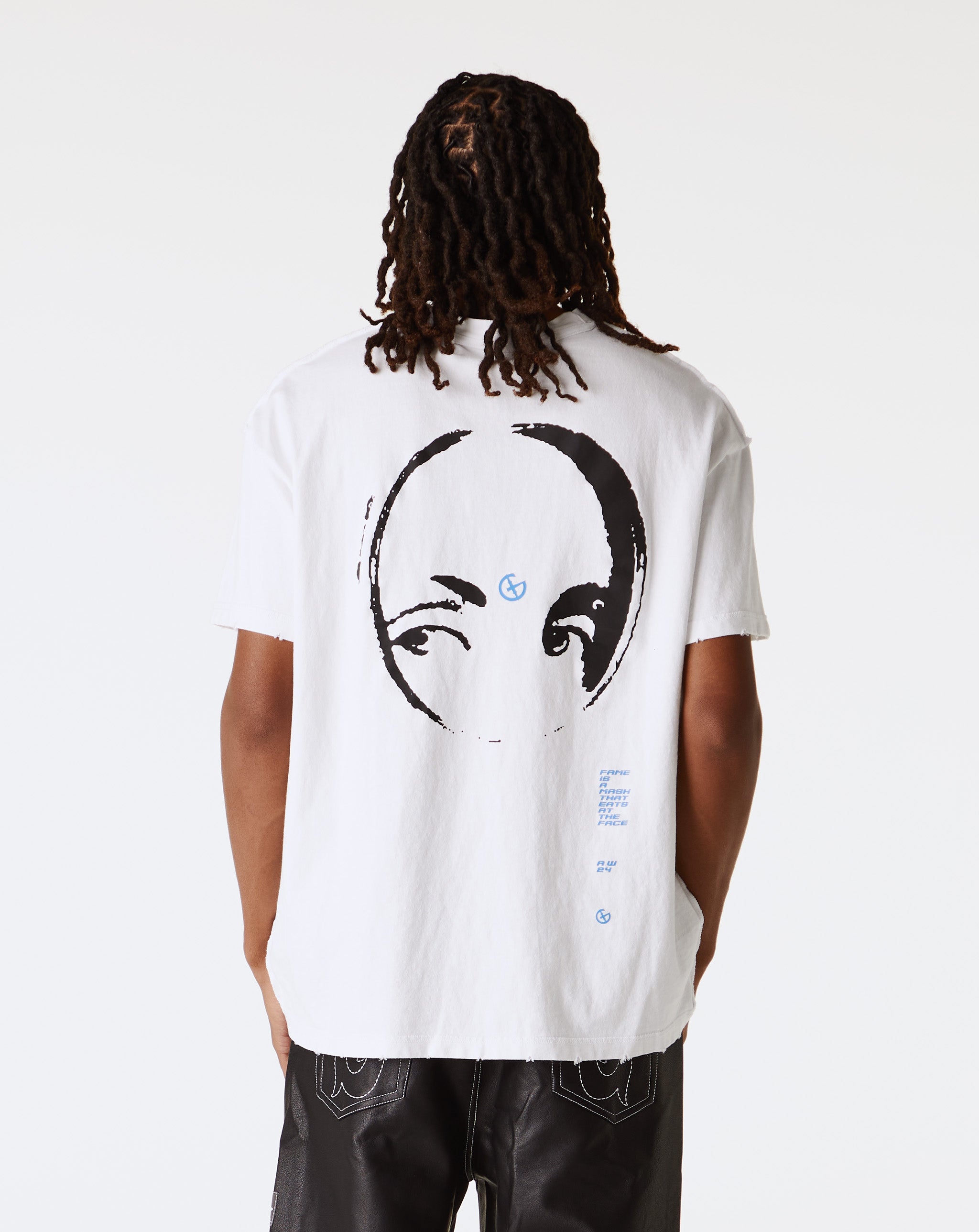 Fame Graphic T-Shirt for Men & Women - Trendy Cotton Tee for Casual Wear, Street Style & Everyday Outfits