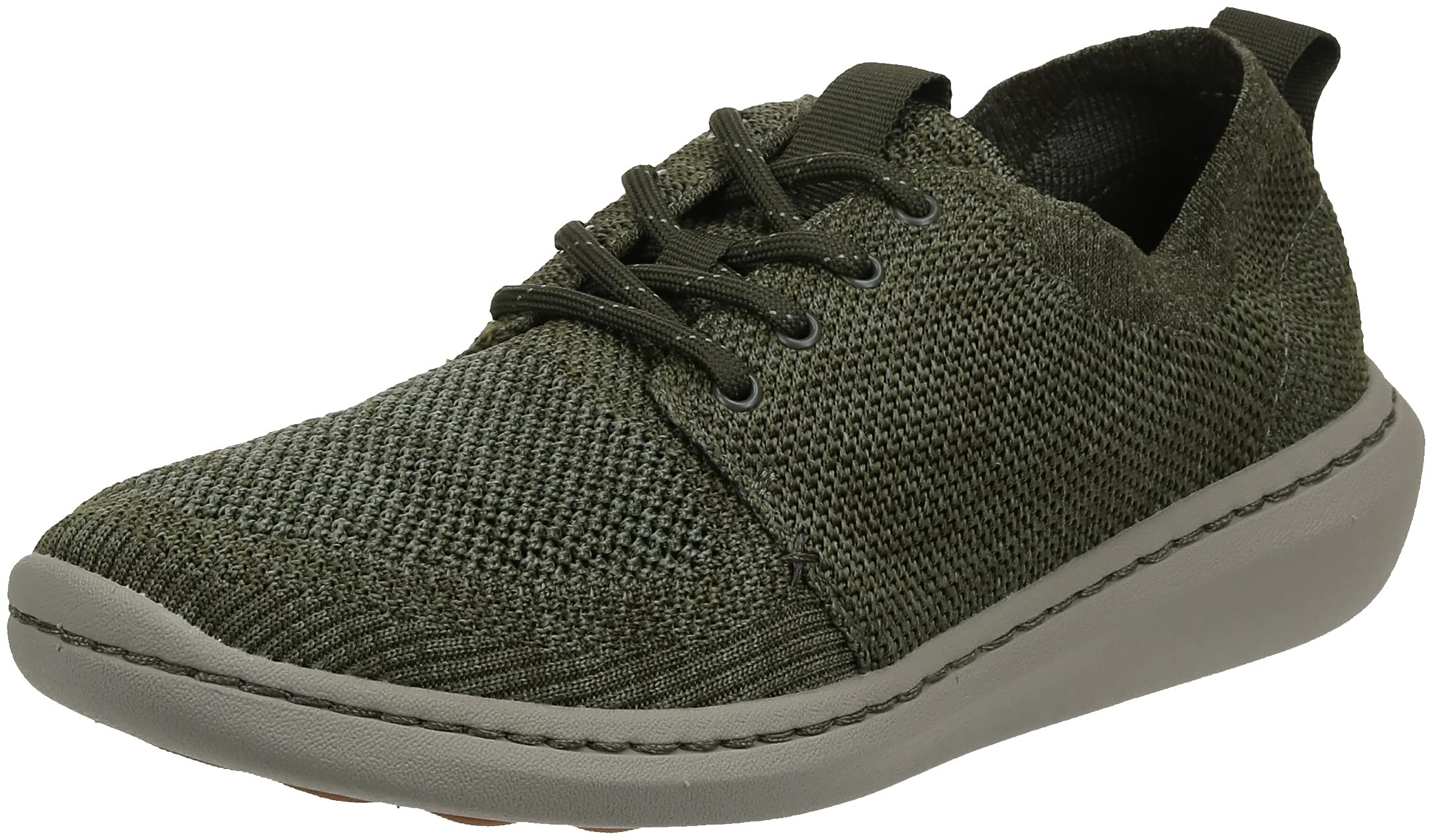 Clarks Men's Casual Low-Top Sneakers - Breathable Comfort Walking Shoes for Everyday Wear | Perfect for Work, Travel & Outdoor Activities