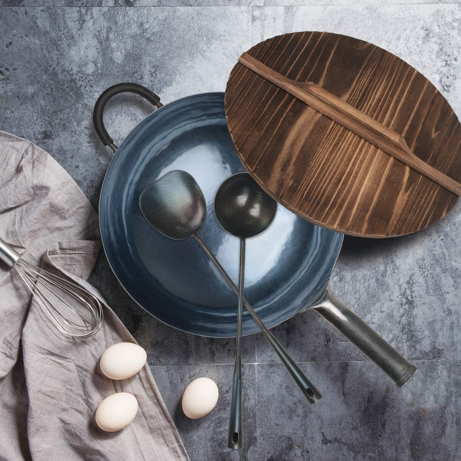 ZhenSanHuan Hand-Forged Carbon Steel Wok Set - 36CM Round Bottom Wok with Helper Handle, Wooden Lid & Iron Utensils - Professional Chinese Stir Fry Pan for Home Cooking, Restaurant Use & Asian Cuisine