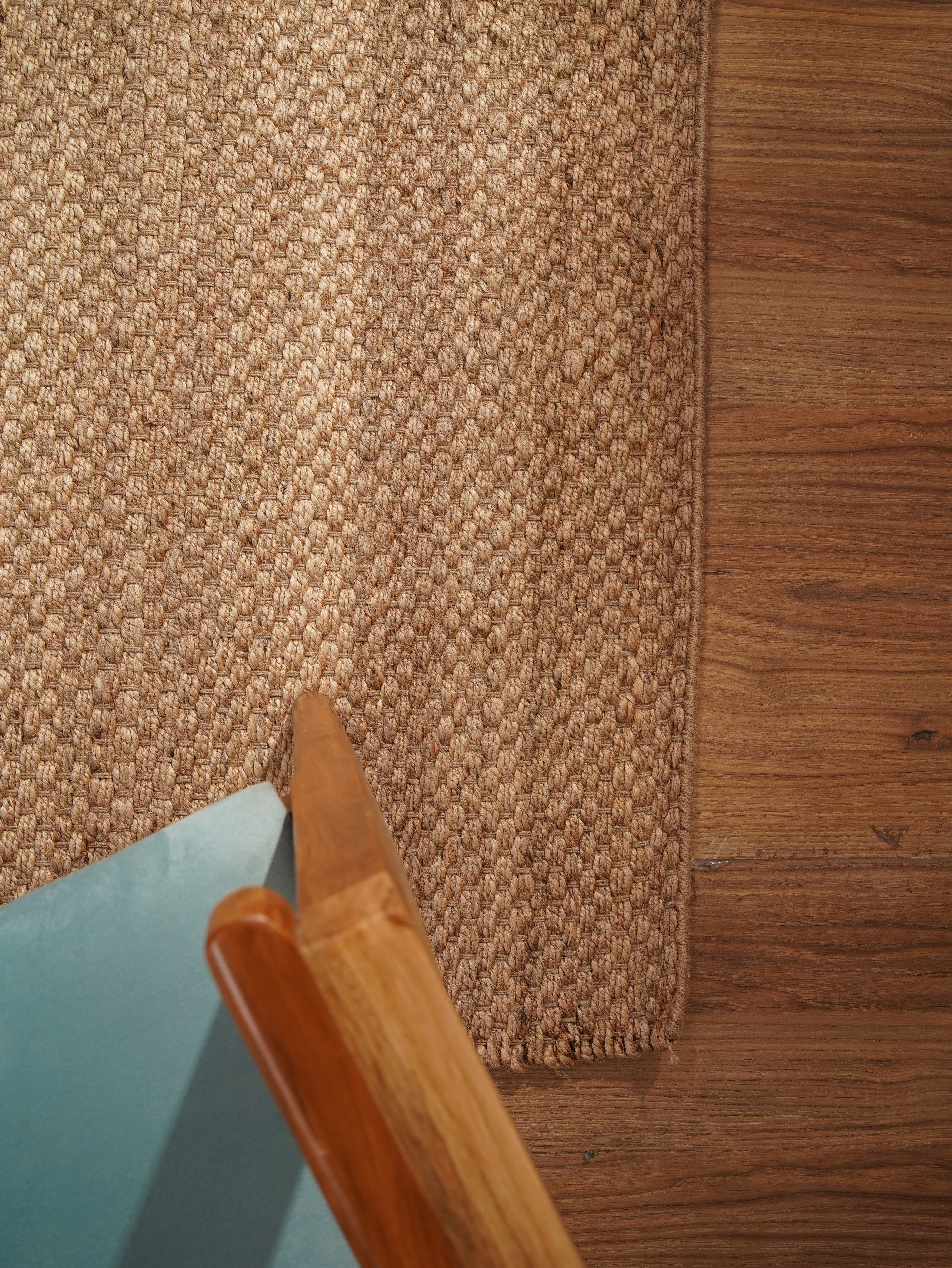 Soft Plush Jute Braided Rug - Non-Slip Boho Chic Area Rug for Living Room, Bedroom, Nursery & Home Decor