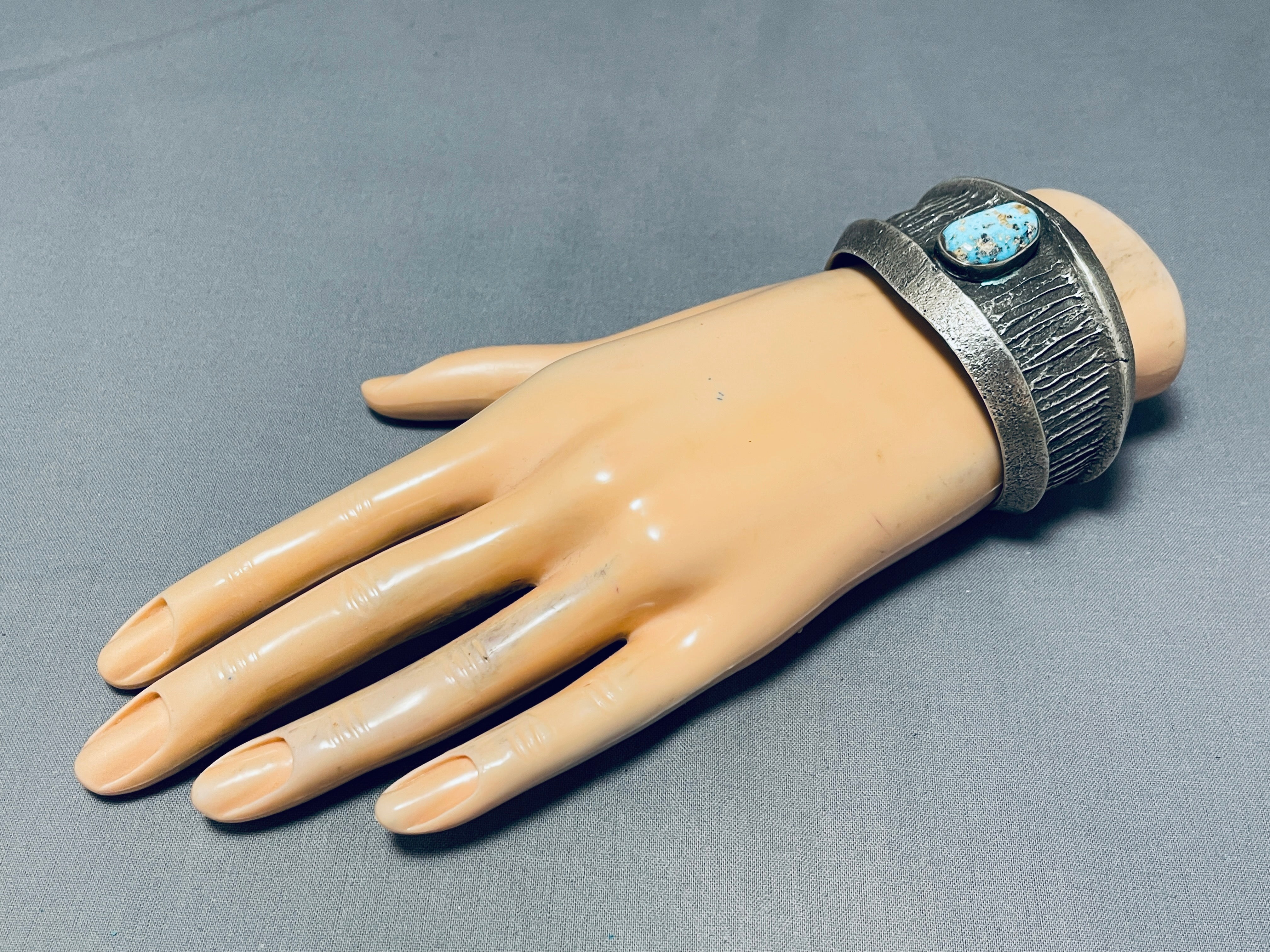 Vintage Navajo #8 Turquoise Sterling Silver Bracelet - 137 Grams - Handmade Native American Jewelry for Women - Perfect for Boho, Western & Casual Outfits