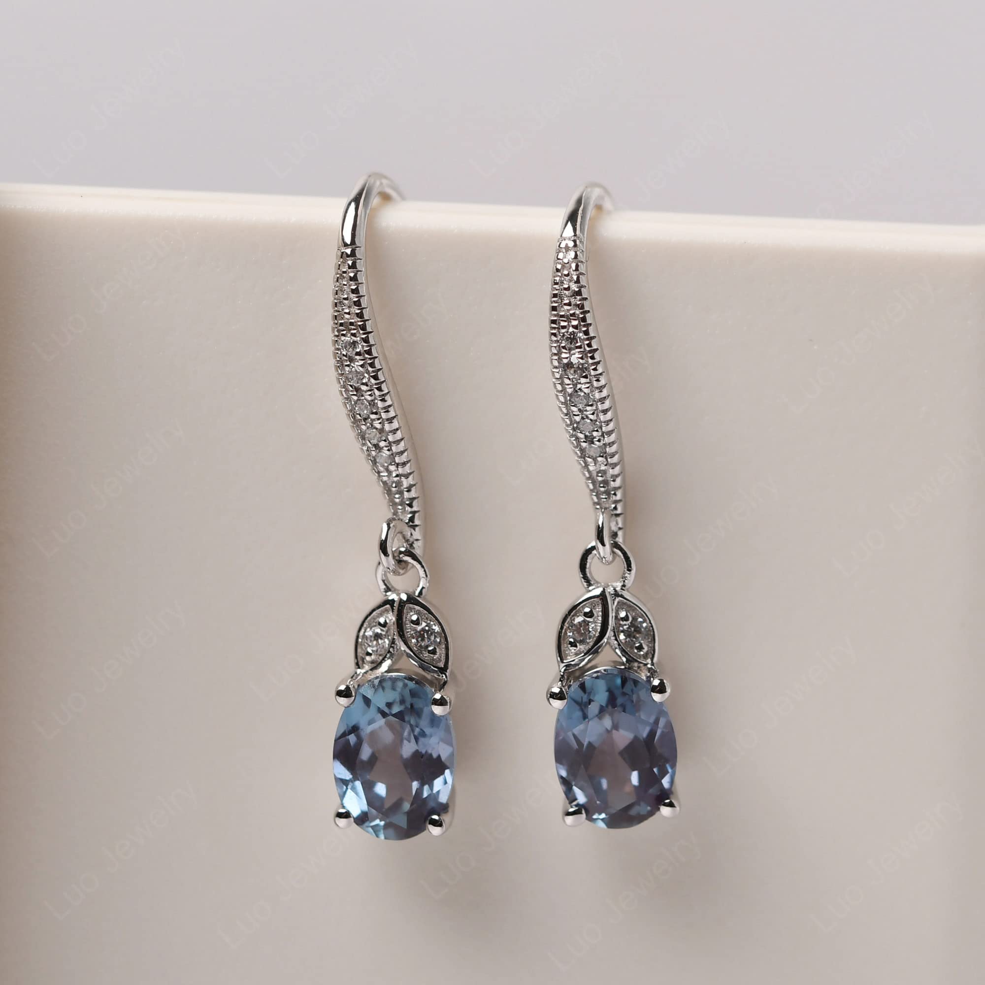 LUO 925 Sterling Silver Oval Dangle Earrings for Women - Elegant Bridal Wedding Jewelry Gift - Perfect for Weddings, Parties, and Special Occasions