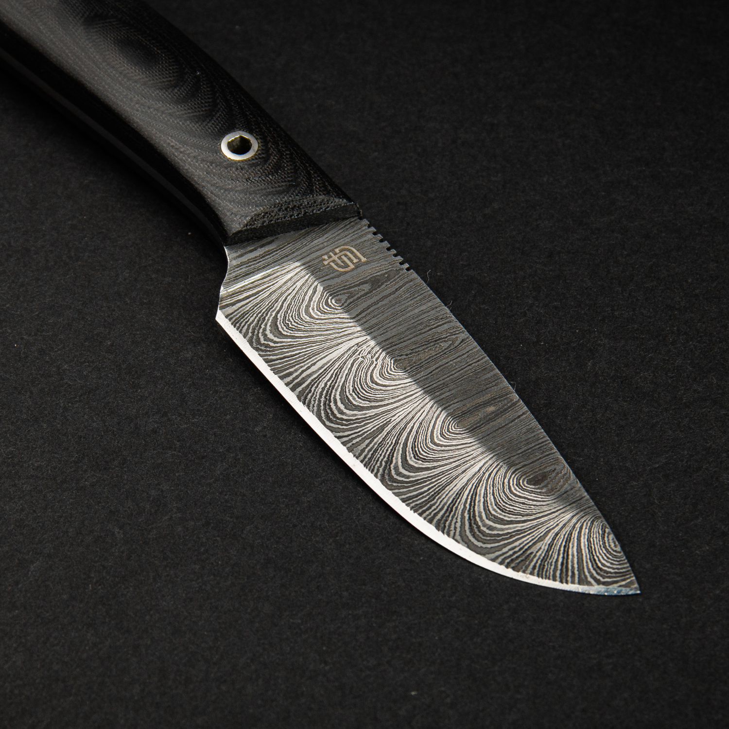 Premium EDC Fixed Blade Knife - Handcrafted Damascus Steel - Perfect for Outdoor Survival, Camping & Hunting
