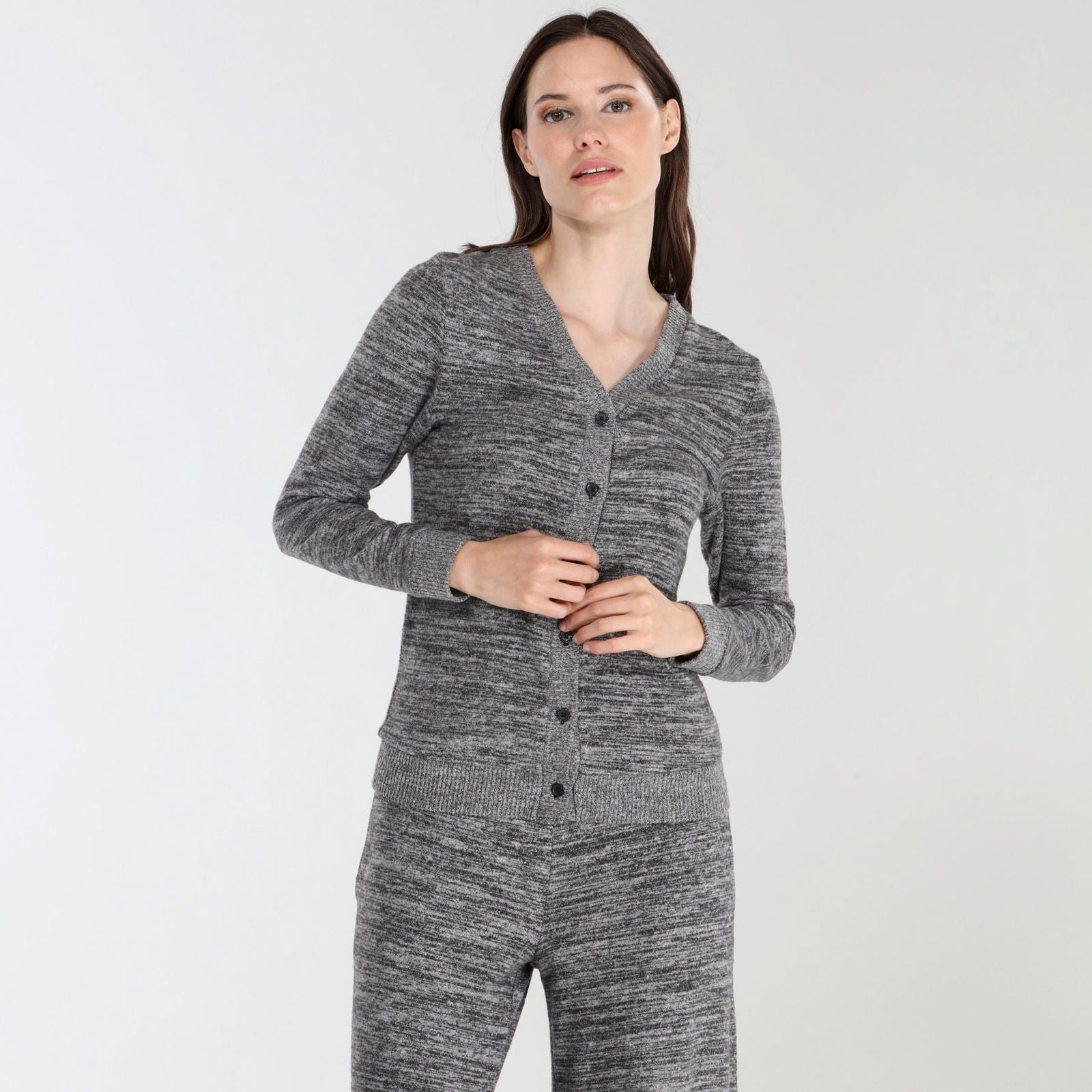 New Moon Lounge Set In Black - Soft & Comfortable Women's Loungewear for Relaxing at Home | Perfect for Yoga, Sleepwear & Casual Wear