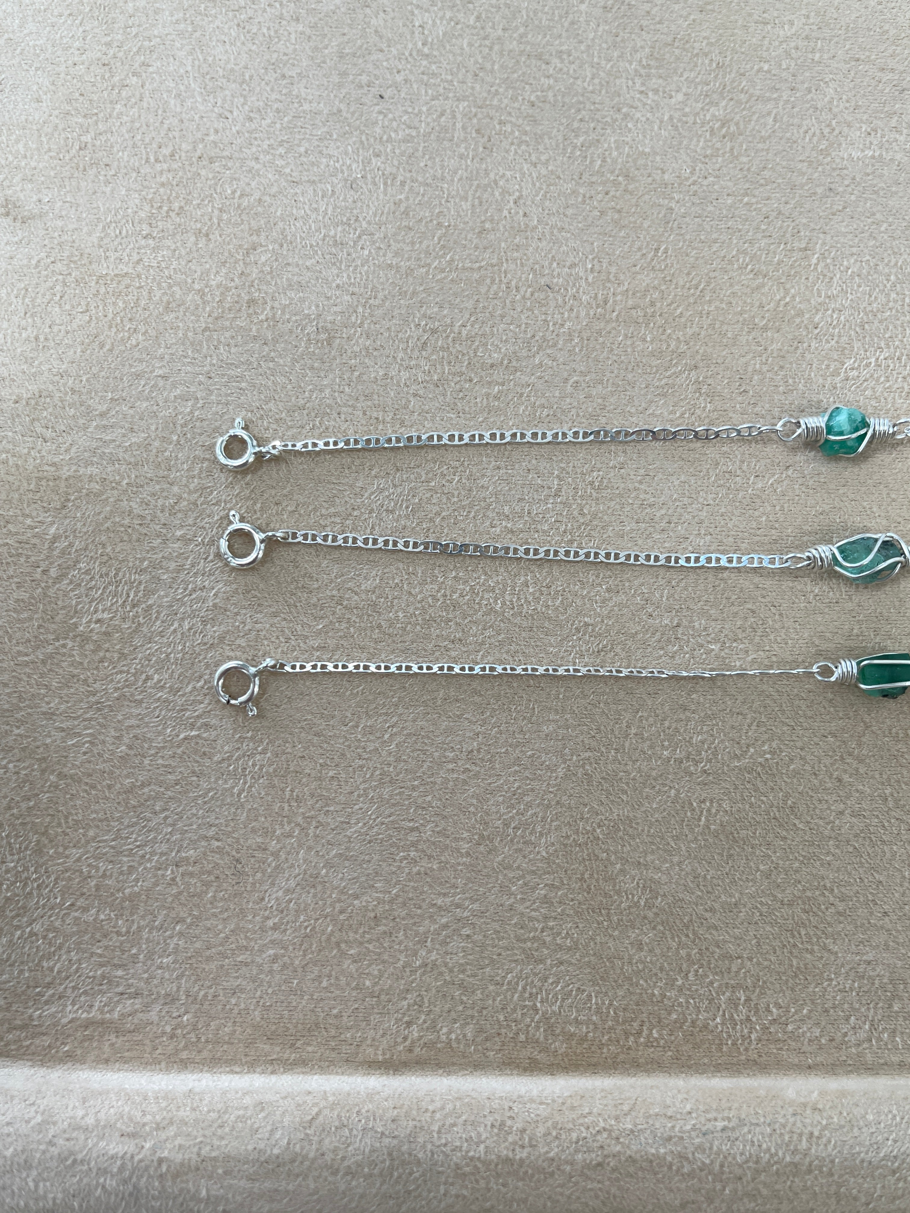 Handmade Colombian Emerald Wire Wrapped Silver Bracelet - Natural Green Gemstone Jewelry for Women - Perfect for Weddings, Parties & Everyday Wear