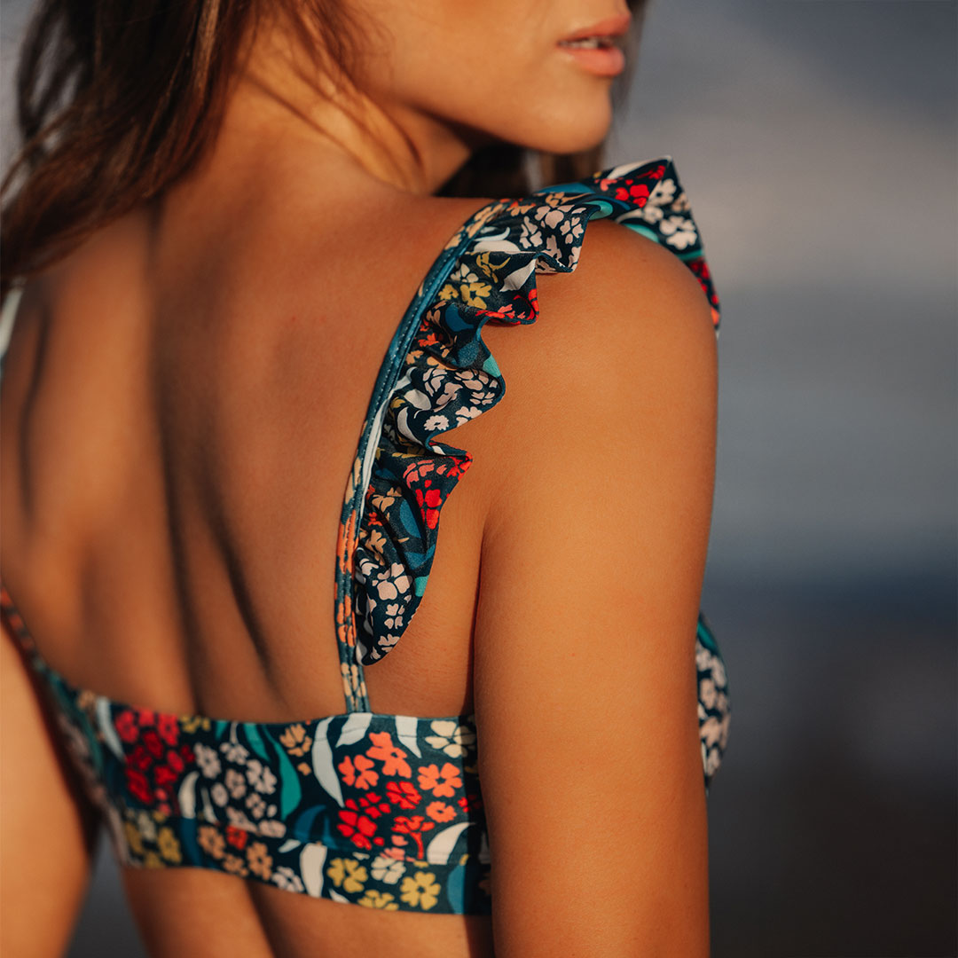 Costa Floral Bella Crop Top for Women - Summer Floral Print Short Sleeve Shirt - Perfect for Beach, Vacation & Casual Outfits
