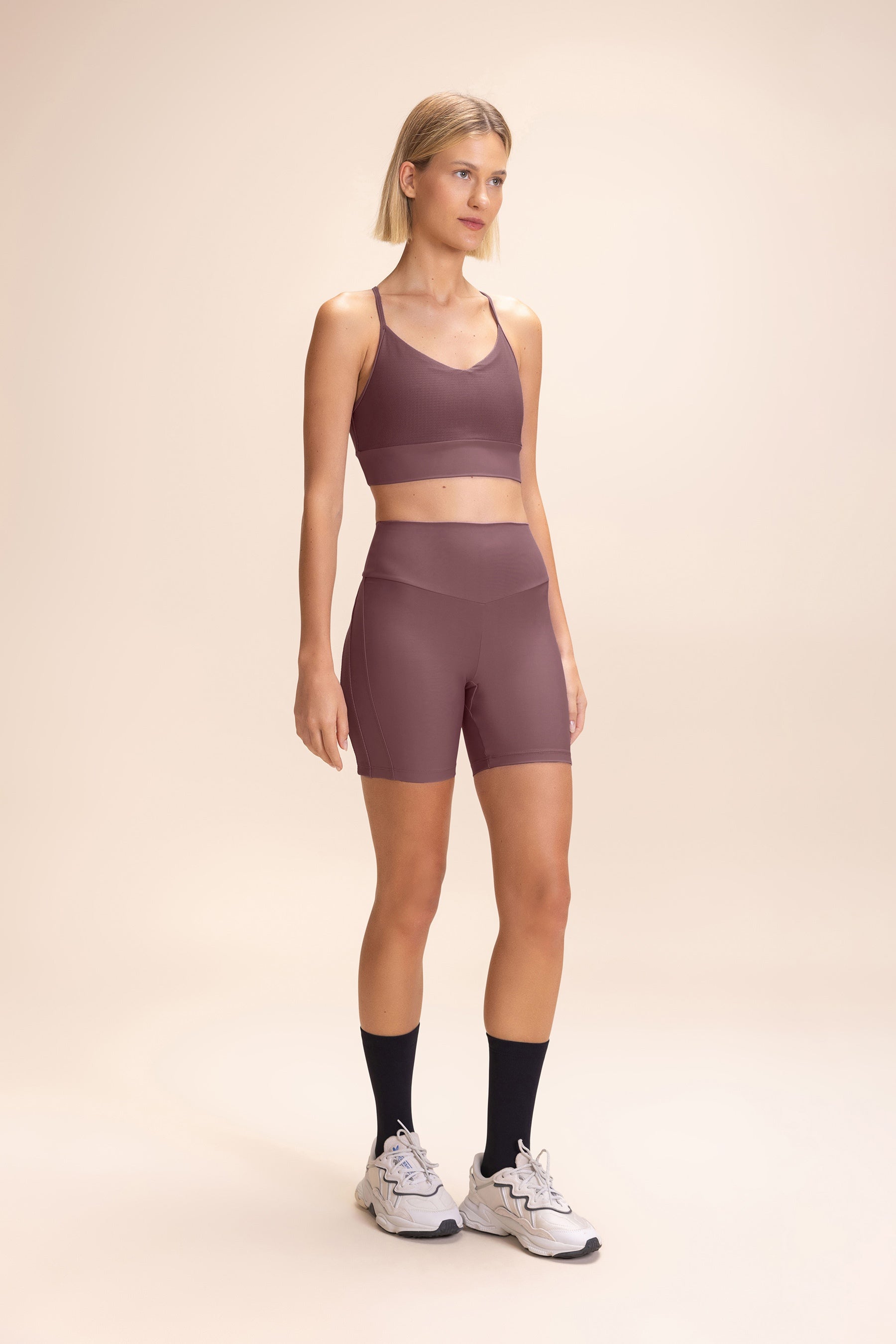High-Quality Women's Drift Sports Bra - Breathable, Supportive & Comfortable for Running, Yoga & Gym Workouts