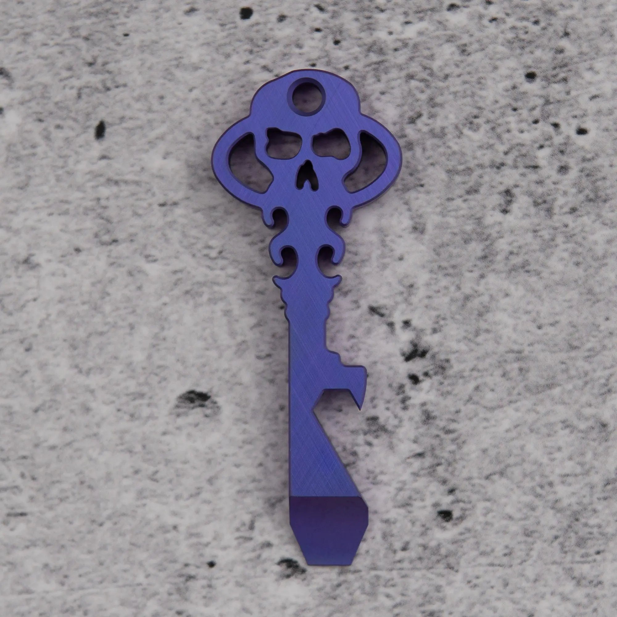 Chaves Key Tool Pry Bar - High-Quality Multi-Tool for EDC, Survival & Tactical Use - Perfect for Outdoor Adventures, Camping & Emergency Situations
