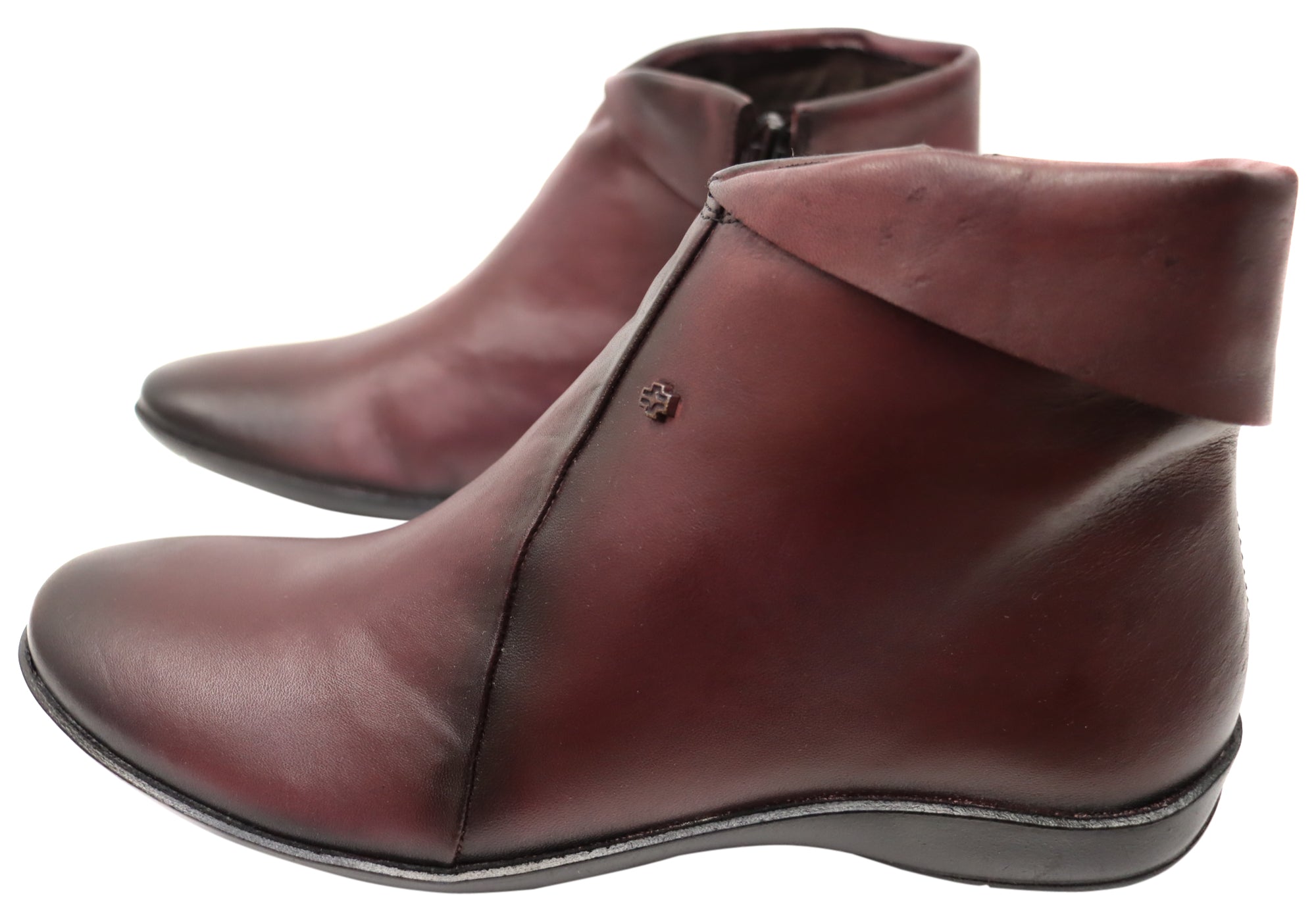 Perlatto Lotty Women's Comfortable Leather Ankle Boots - Made in Brazil - Stylish & Durable for Work, Travel & Everyday Wear