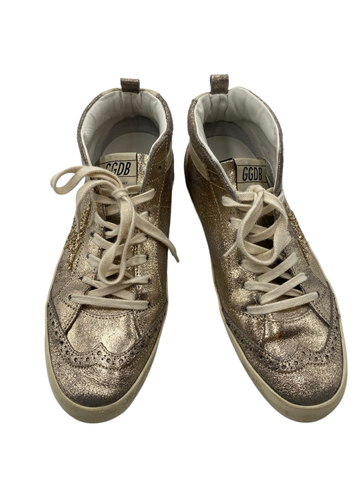 Golden Goose Midstar Metallic Wing Tip Sneakers for Women - US Size 9 (EU 39) | Fashionable Distressed Leather Shoes with Metallic Accents - Perfect for Casual Outfits, Street Style & Everyday Wear