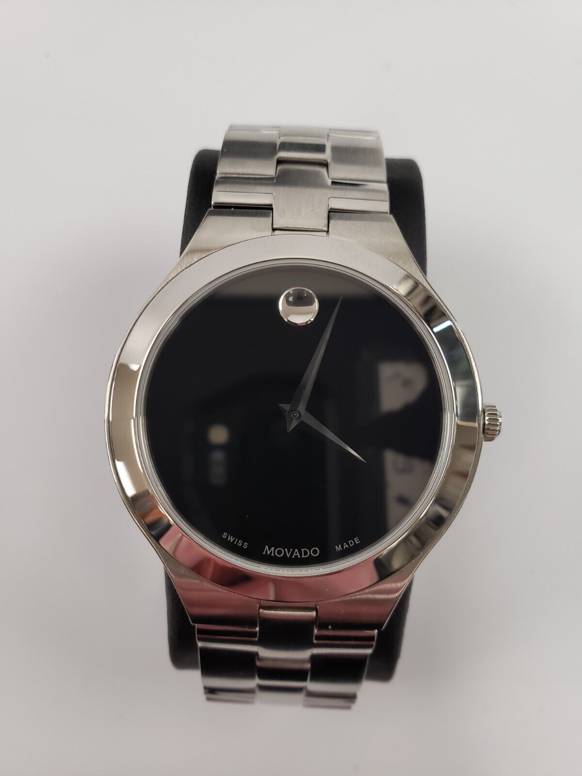 Movado 56 1 14 1577 Luxury Watch for Men - Elegant Stainless Steel Dress Watch with Sapphire Crystal - Perfect for Business, Formal Events & Special Occasions
