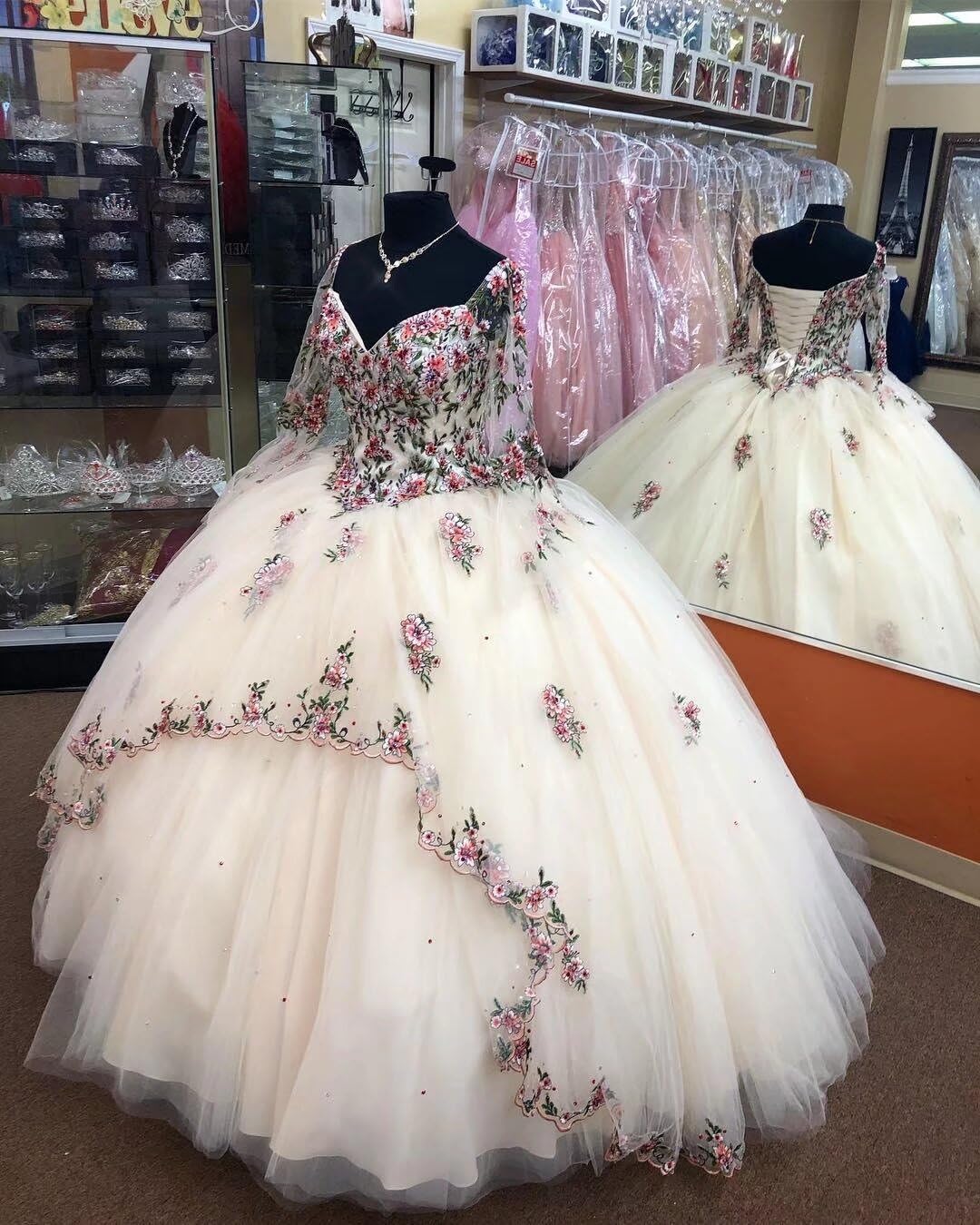 Elegant High Neck Lace Applique Quinceanera Dress with Ruffle Tiered Skirt - Sweet 16 Ball Gown for Prom, Homecoming & Special Occasions | 2025 Trendy Formal Wear for Teen Girls