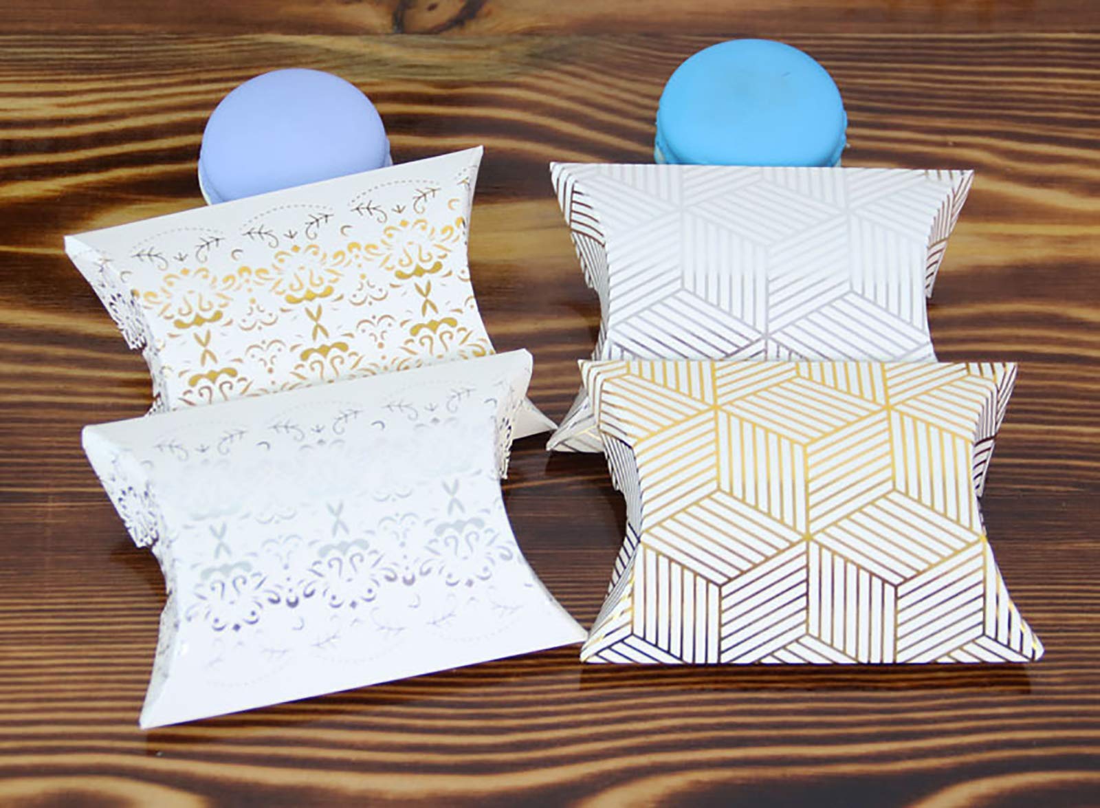 50 Pack Gold Paper Gift Pillow Boxes for Candy, Chocolate & Pie - Elegant Wedding, Christmas Party Favor Bags & Gift Wrapping Pouches - Perfect for Holiday Treats, Bridal Showers & Birthday Celebrations
