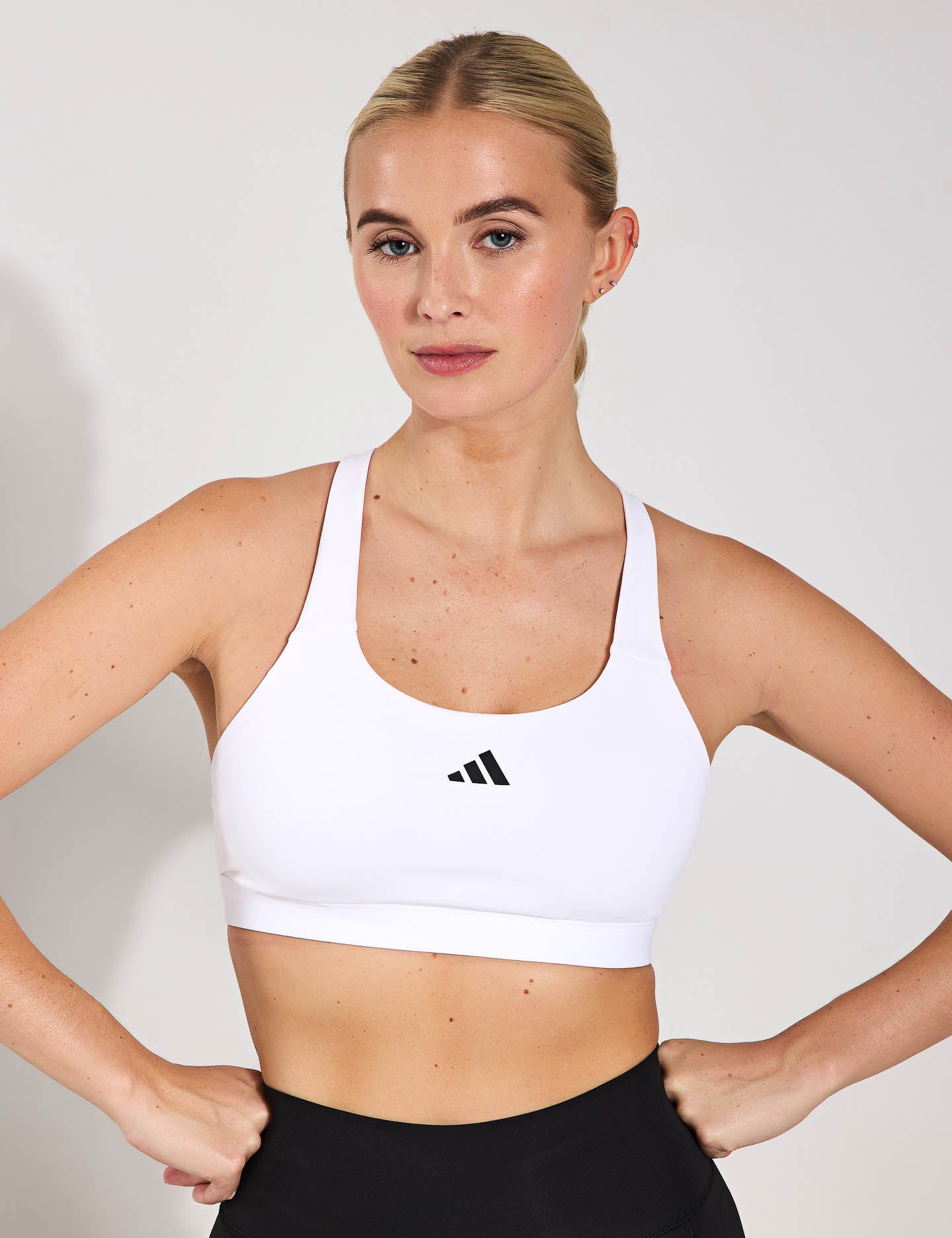 TLRDREACT High Support Sports Bra for Women - Breathable Workout Bra for Running, Yoga & Gym - White