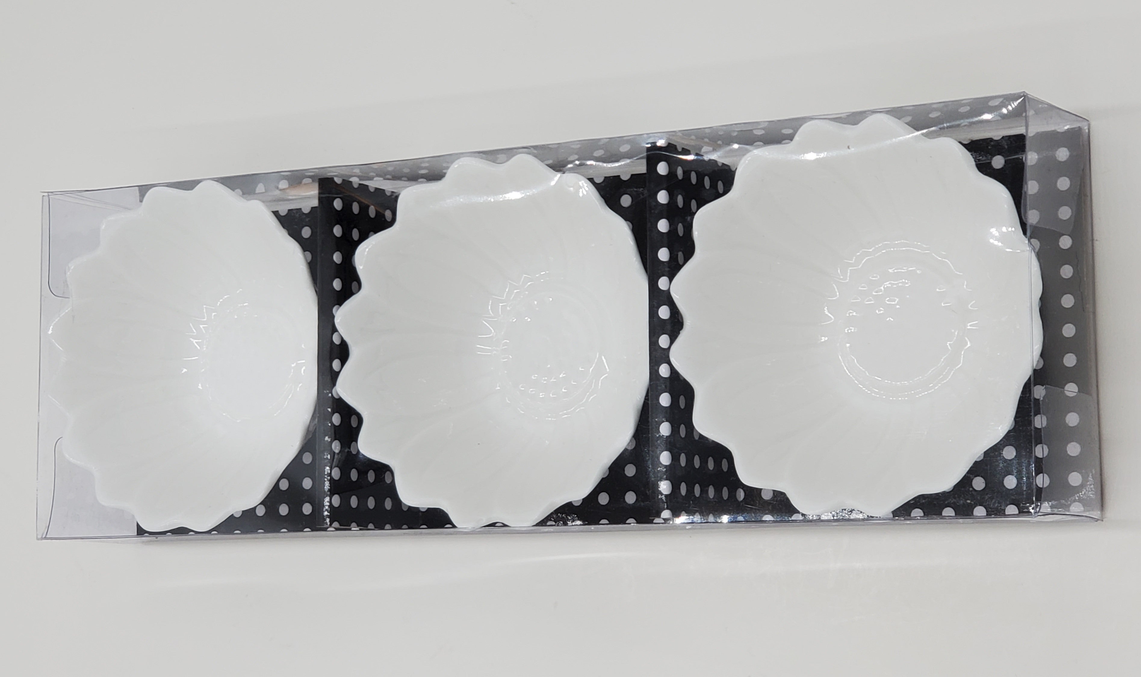 3-Piece Small Porcelain Dish Set - Elegant Mini Serving Plates for Appetizers, Desserts, and Condiments - Perfect for Dinner Parties, Tea Time, and Home Decor