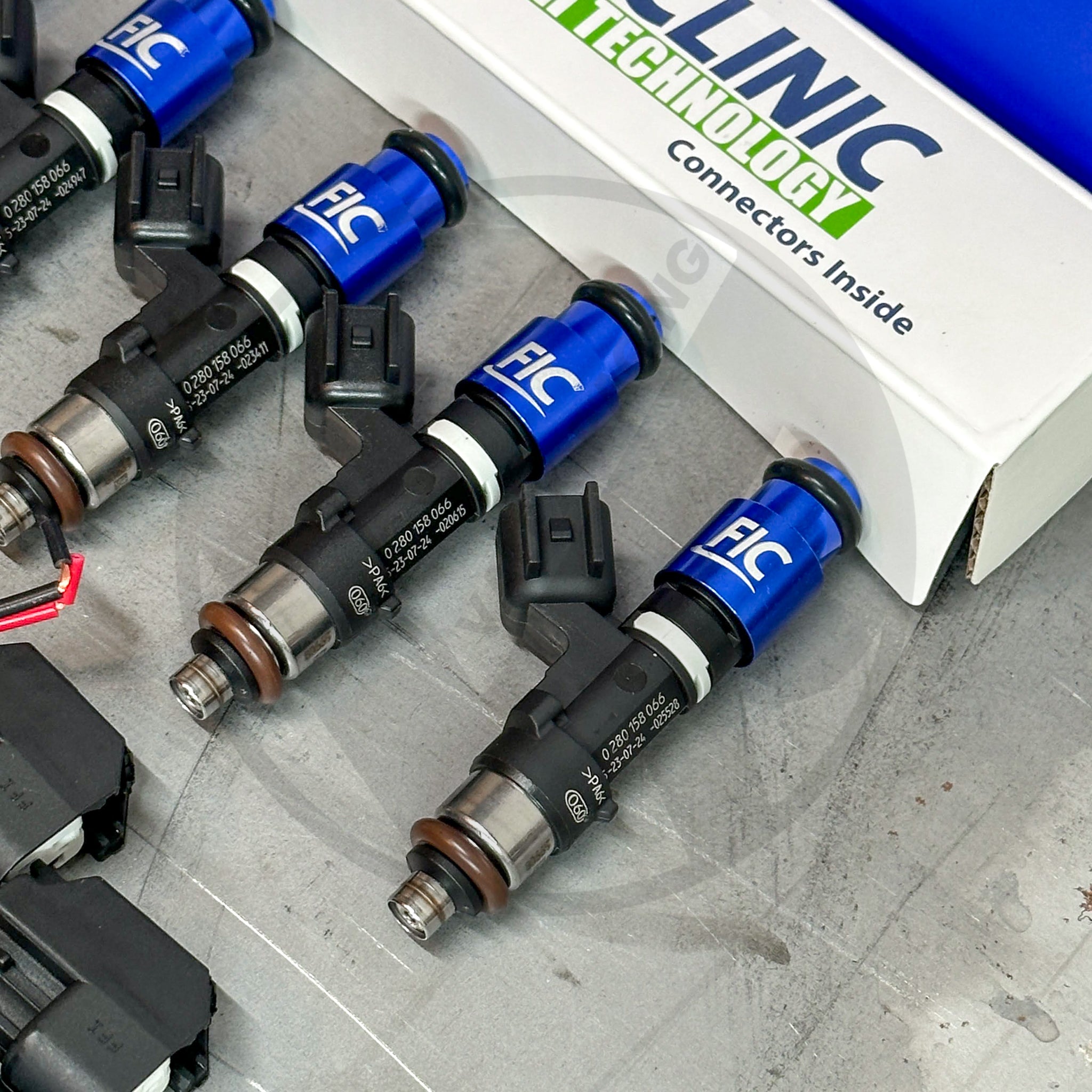 650cc FIC Fuel Injector Clinic Injectors Set for Toyota Supra 2JZ 2JZGTE 2JZ-GTE Engine - Performance Upgrade for Turbocharged & High HP Builds