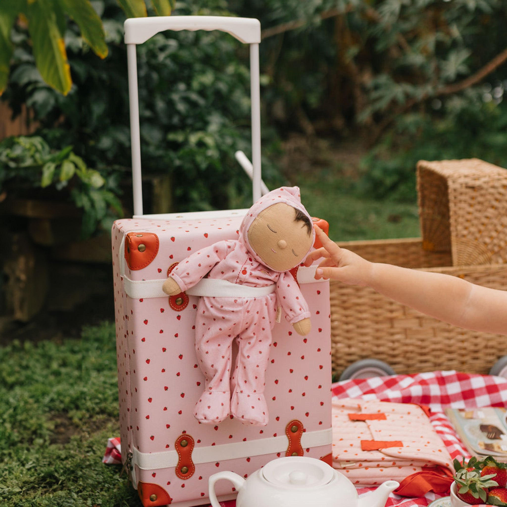 See Ya Suitcase Strawberry Print Luggage - Stylish Travel Bag for Women & Teens - Perfect for Vacation, Business Trips & Weekend Getaways