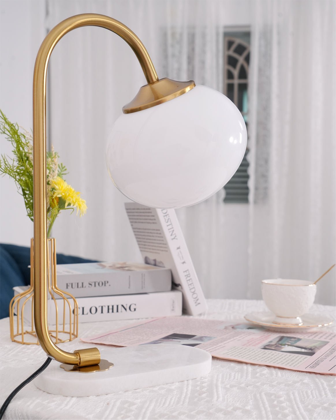 Cozy Marshmallow Table Lamp - Soft Glow Bedside Light for Kids & Nursery - Perfect for Bedrooms, Dorms, and Relaxing Nighttime Ambience
