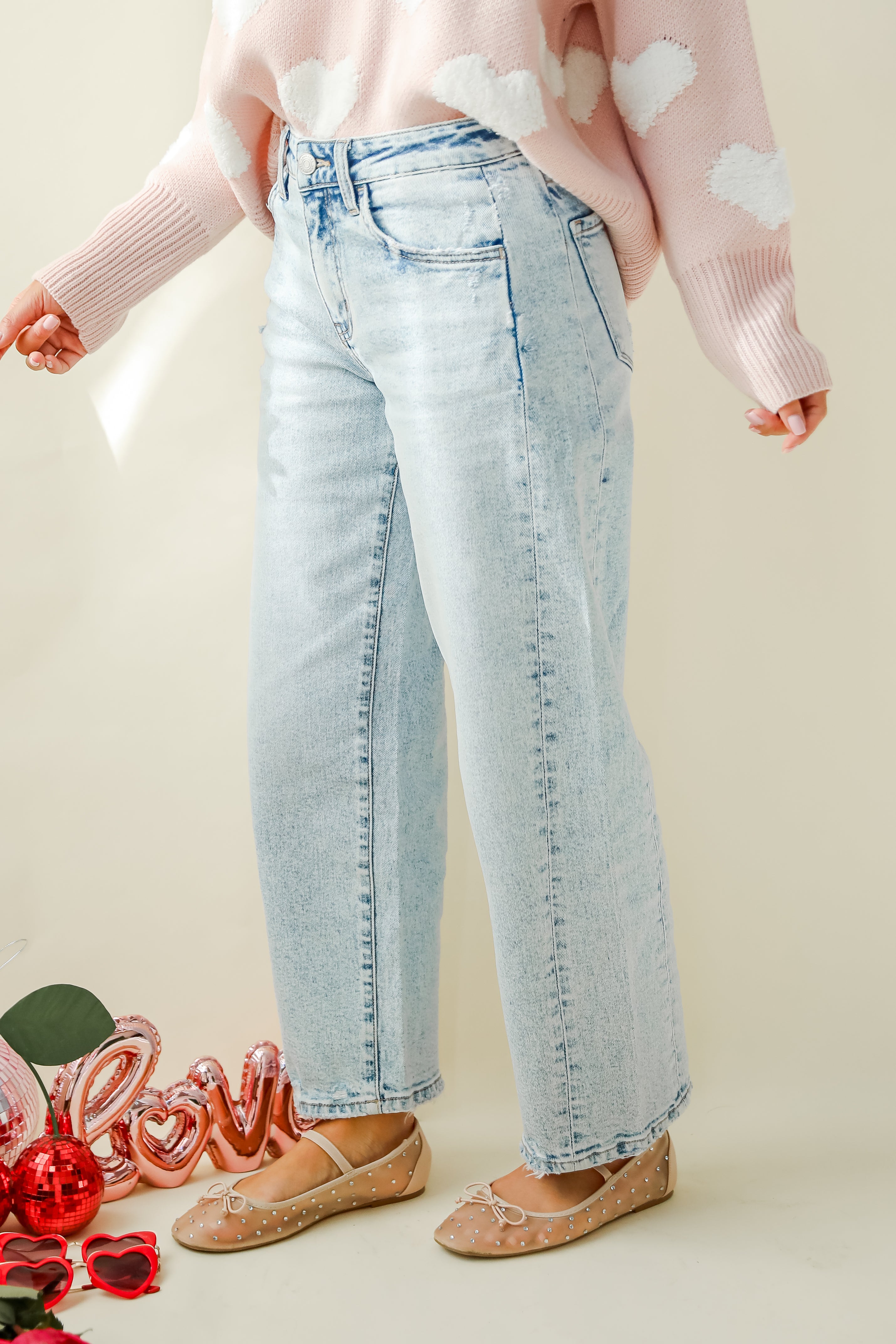 Chelsey Light Wash Barrel Jeans for Women - High Waist Distressed Denim Pants - Casual & Comfortable Stretch Jeans for Everyday Wear | Perfect for Work, Weekend Outings & Date Nights